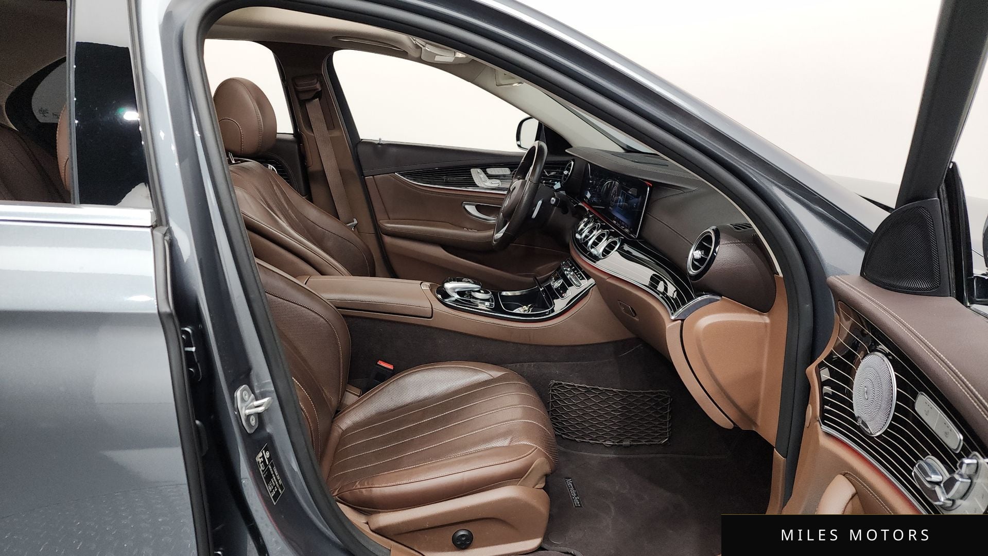 Mercedes-Benz E-Class W213 2017 — миниатюра 11