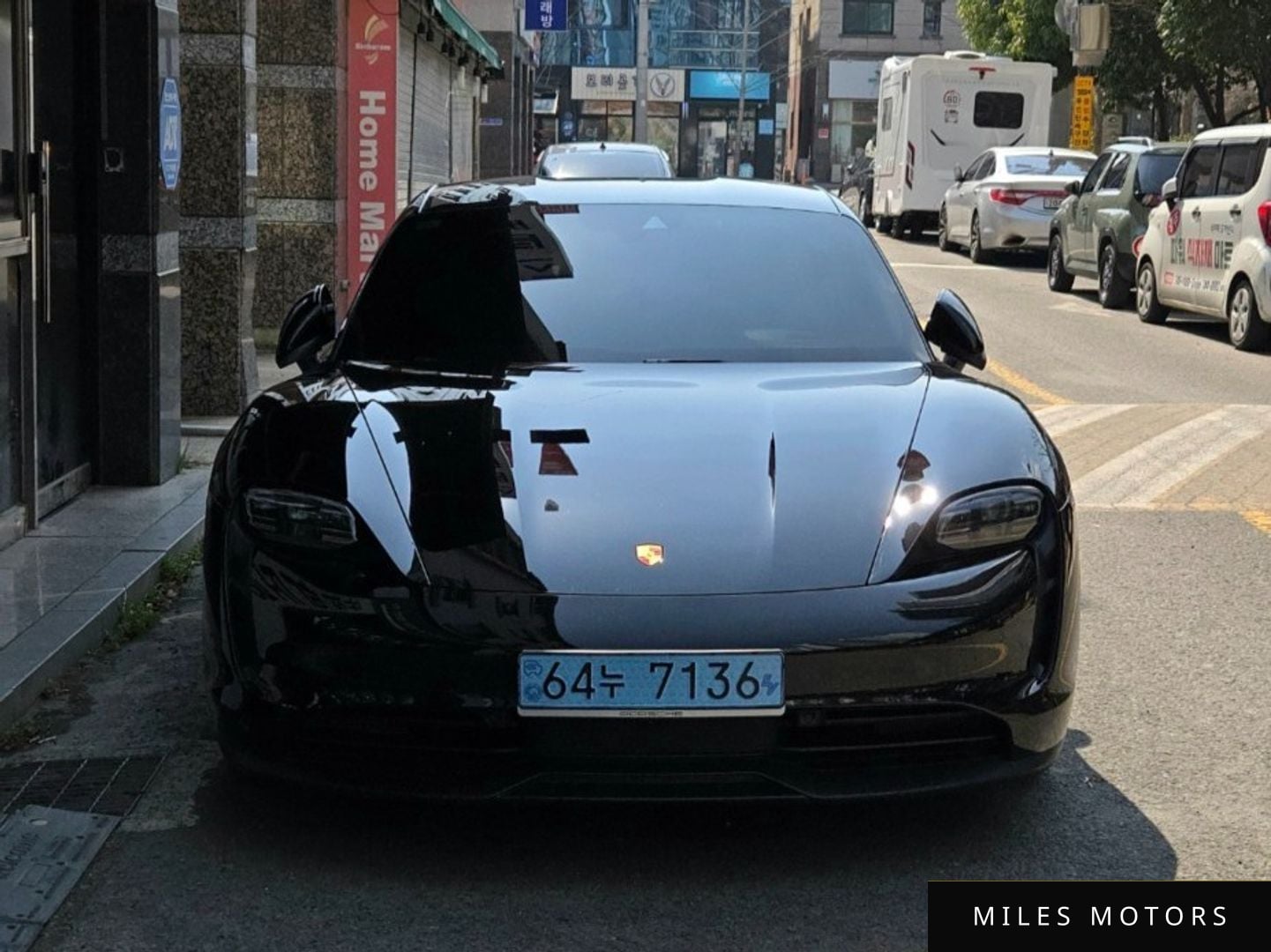 Porsche 타이칸 2022 — миниатюра 8