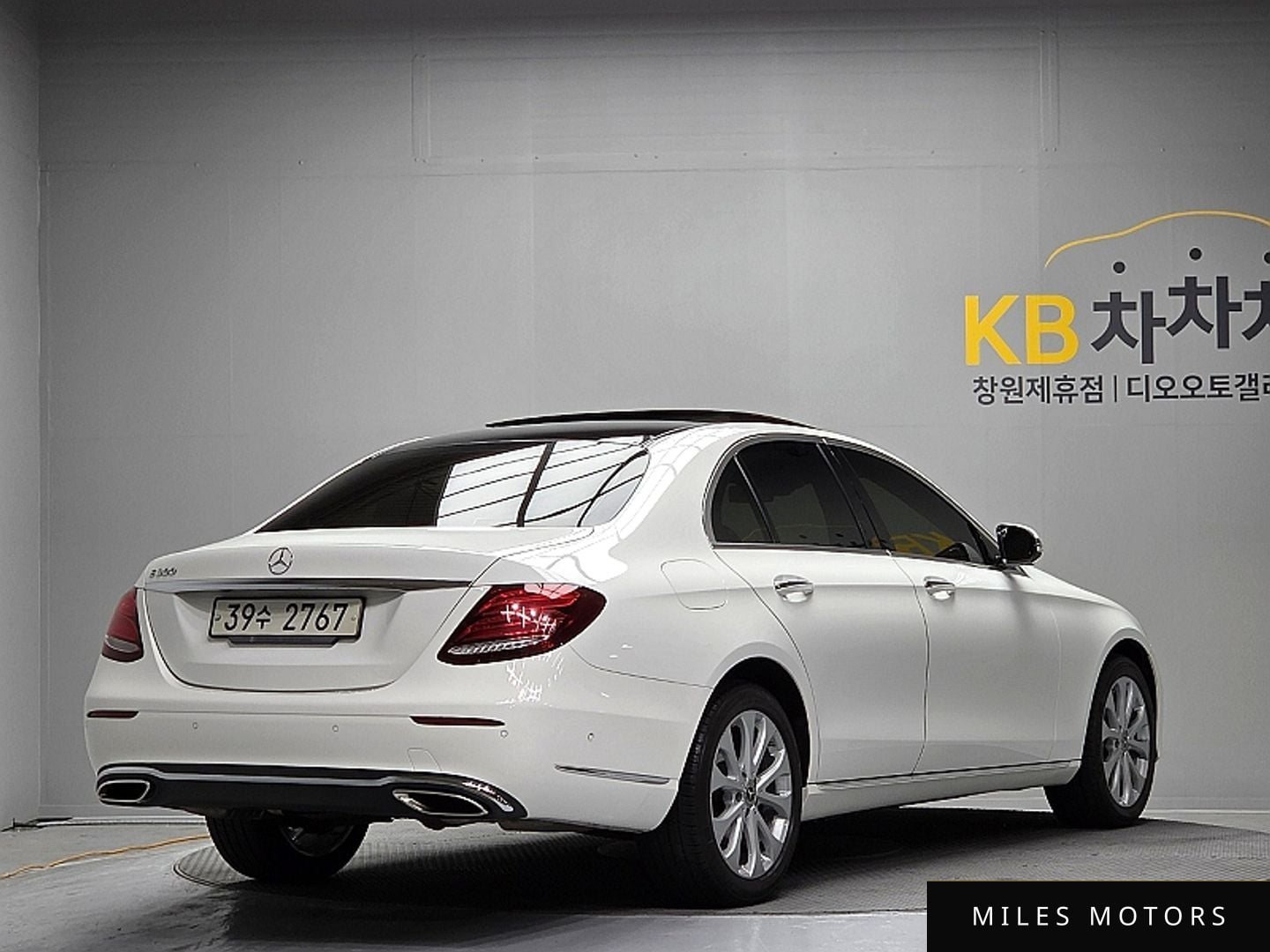 Mercedes-Benz E-Class W213 2017 — миниатюра 2