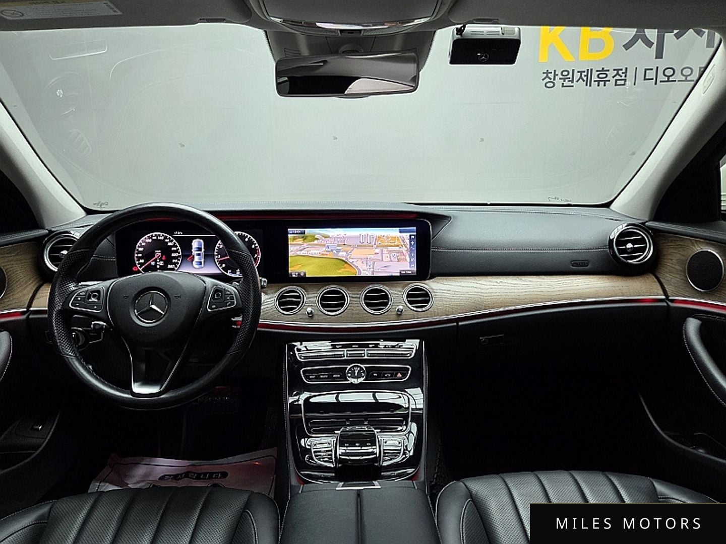 Mercedes-Benz E-Class W213 2017 — миниатюра 10