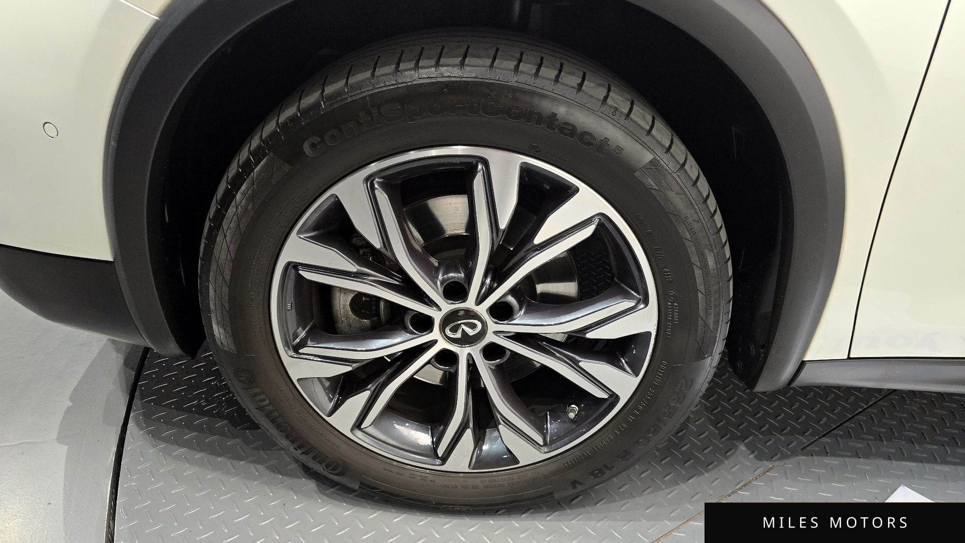 Infiniti QX30 2019 — миниатюра 5