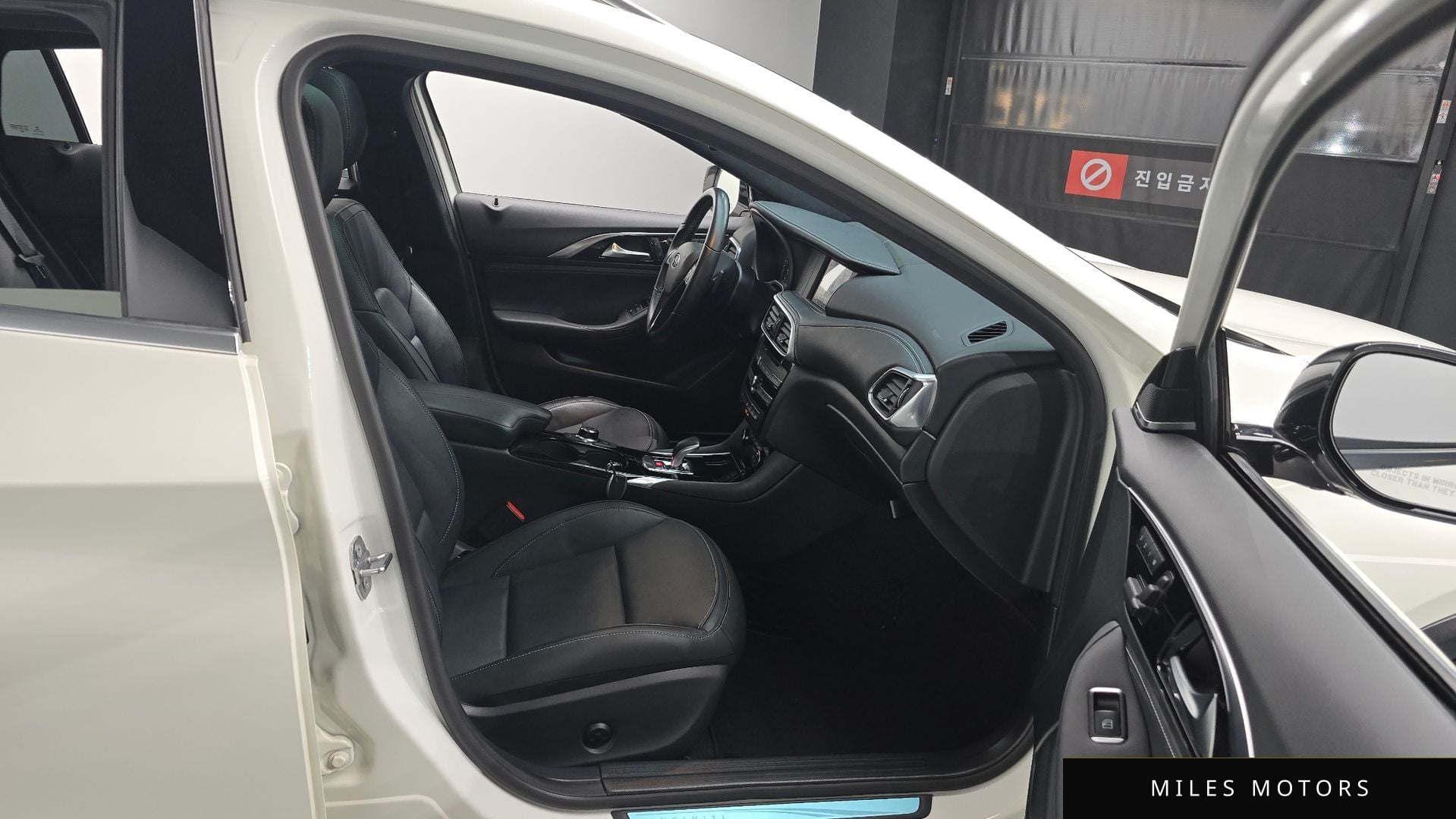 Infiniti QX30 2019 — миниатюра 10