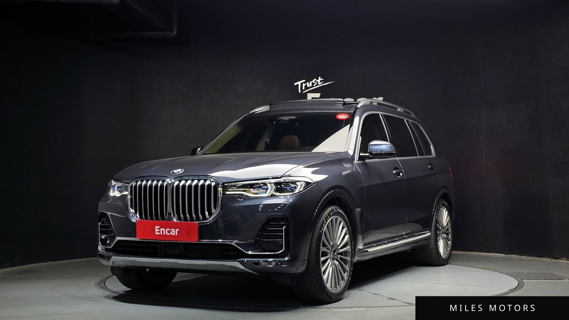 BMW X7 (G07) 2022 — фото 1 из 12