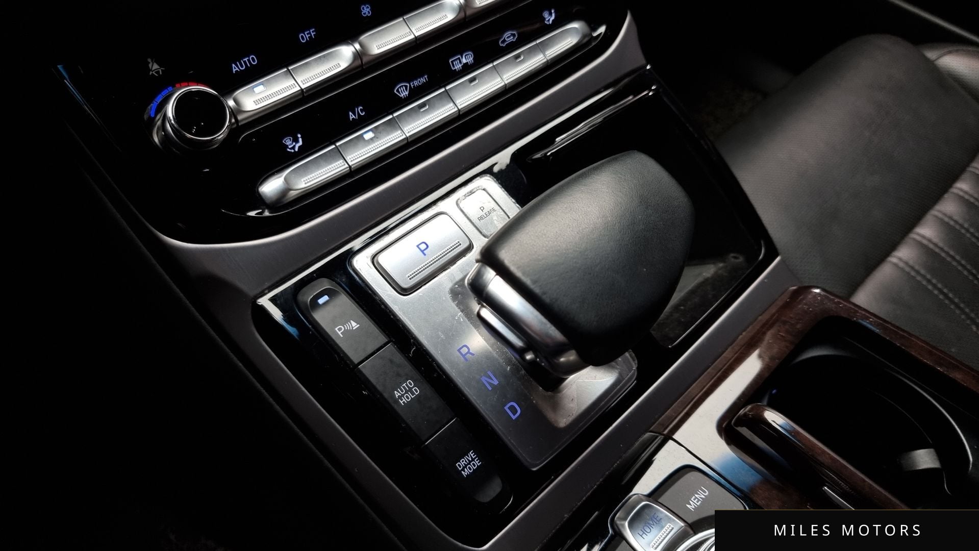 Genesis EQ900 2016 — миниатюра 9