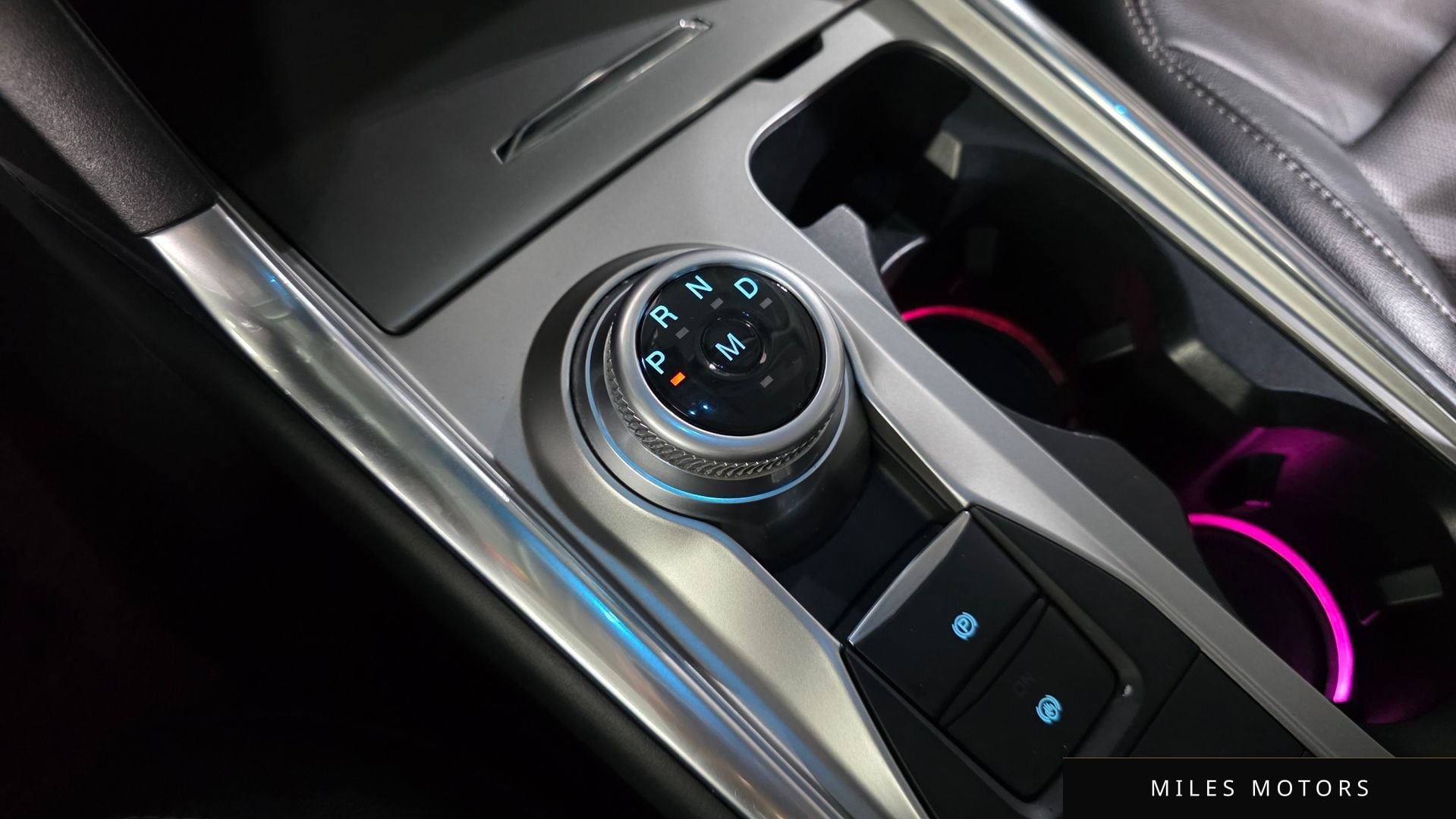 Ford 익스플로러 2020 — миниатюра 9