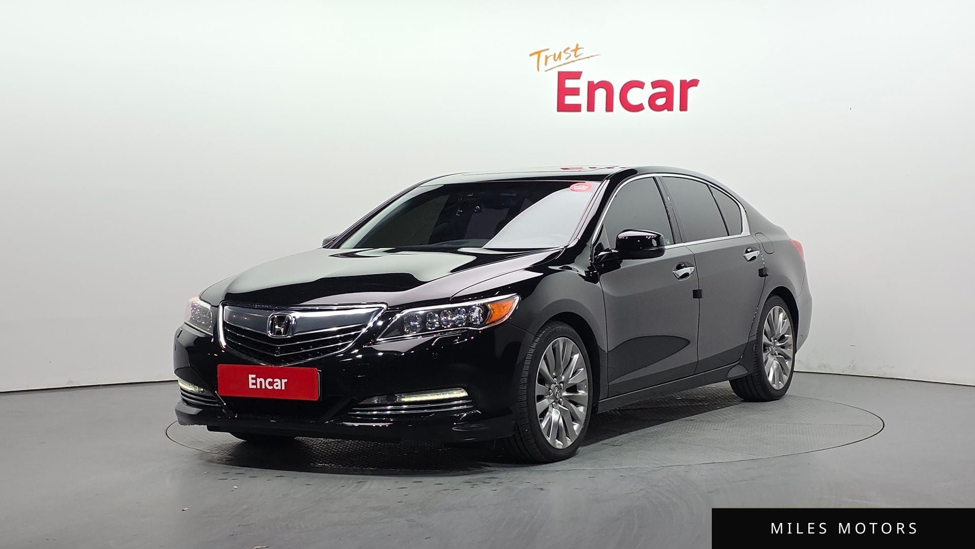 Honda Legend 2016 — фото 1 из 12