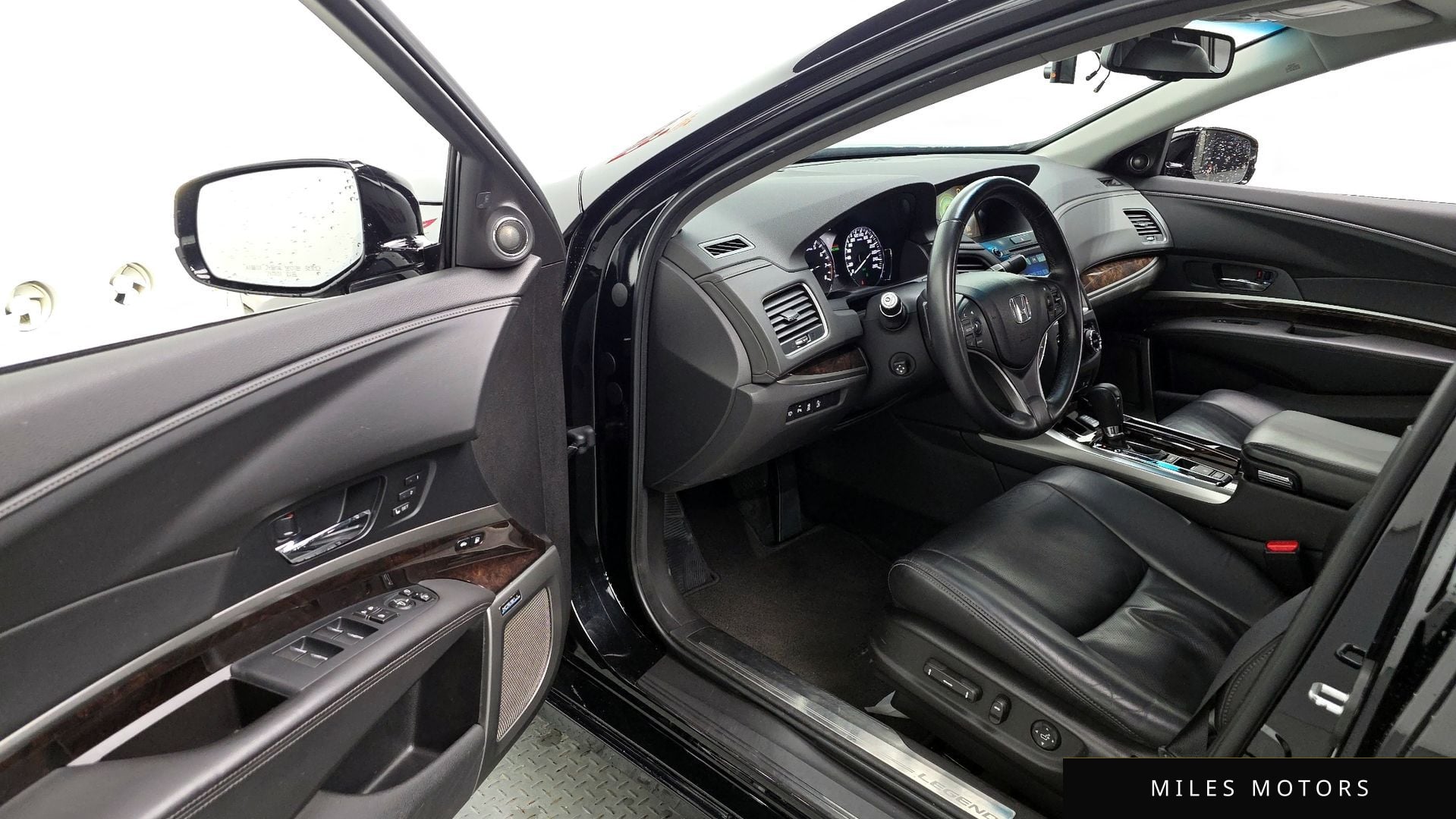 Honda Legend 2016 — миниатюра 10