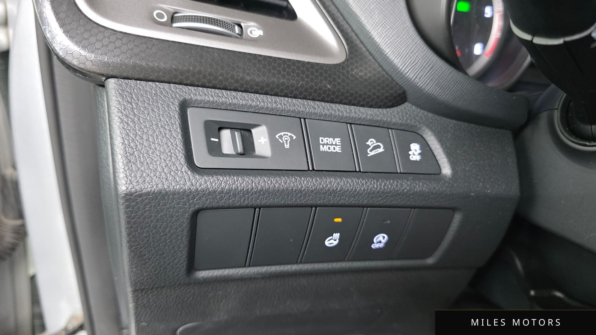 Hyundai Santafe 2016 — миниатюра 12