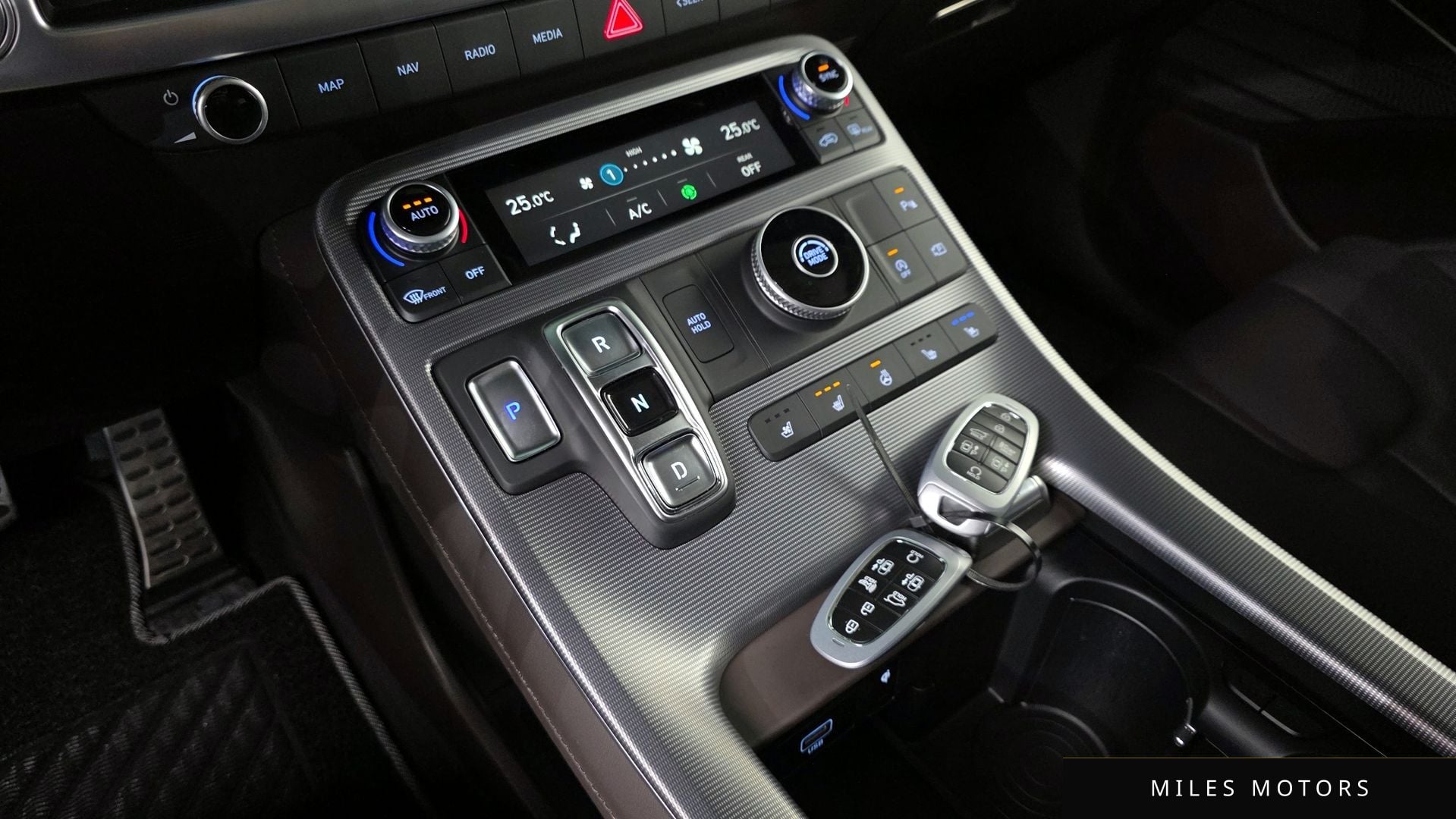 Hyundai Palisade 2023 — миниатюра 9