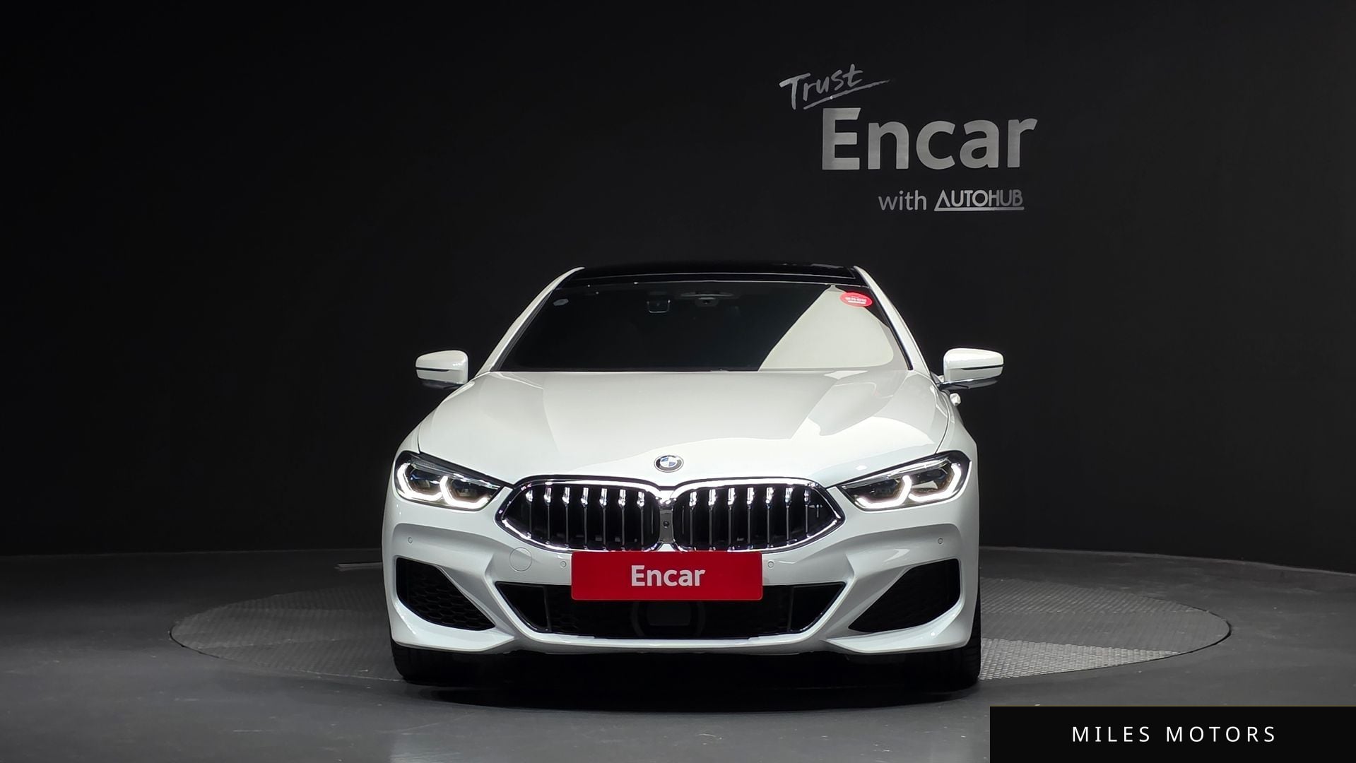BMW 8시리즈 (G15) 2022 — миниатюра 3
