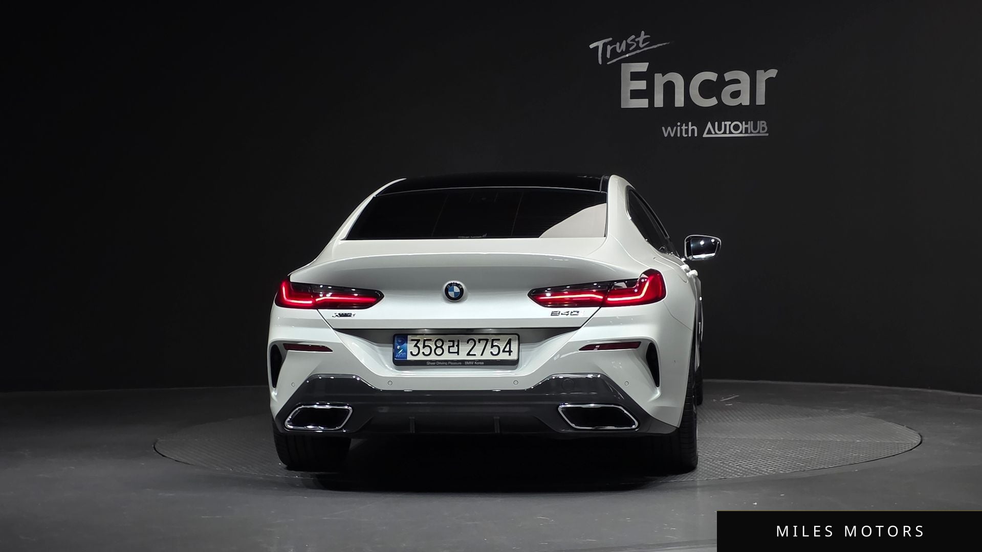 BMW 8시리즈 (G15) 2022 — миниатюра 4