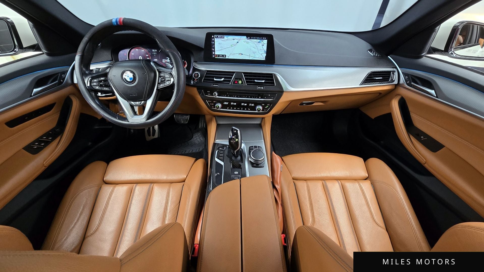 BMW 5 Series (G30) 2017 — миниатюра 7