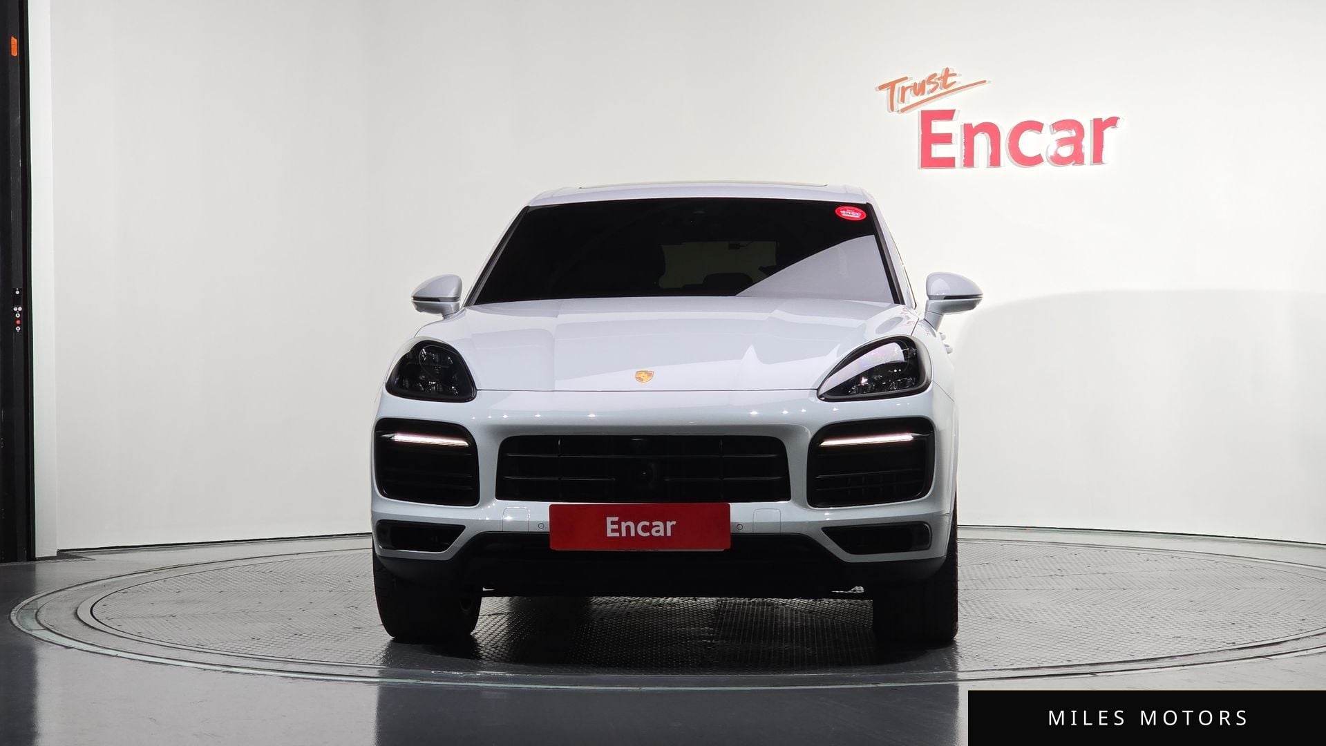 Porsche Cayenne 2020 — миниатюра 3