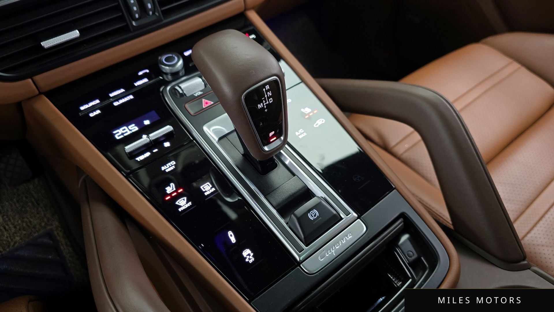 Porsche Cayenne 2020 — миниатюра 9