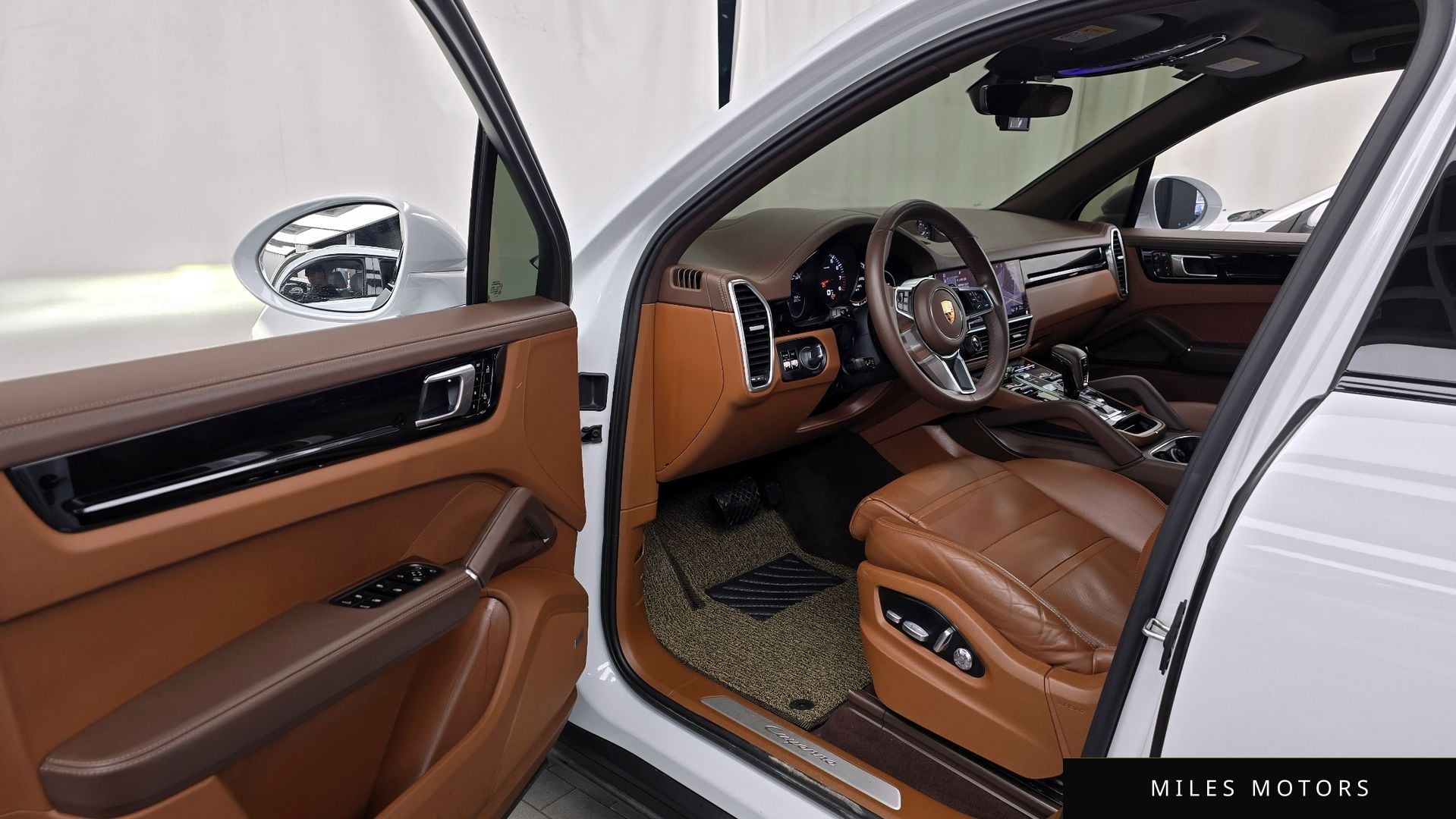 Porsche Cayenne 2020 — миниатюра 10