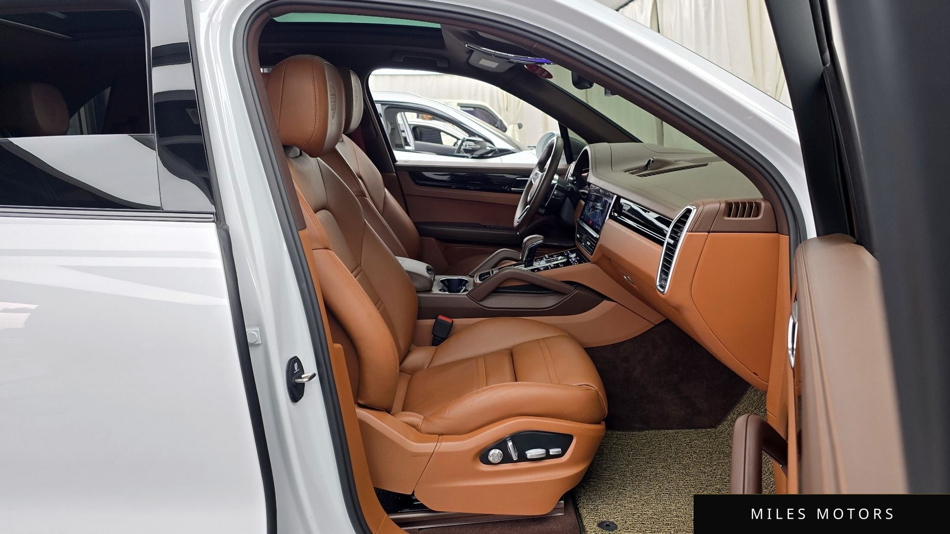 Porsche Cayenne 2020 — миниатюра 11