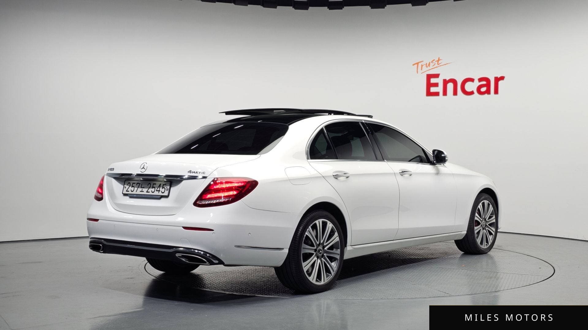 Mercedes-Benz E-Class W213 2019 — миниатюра 2