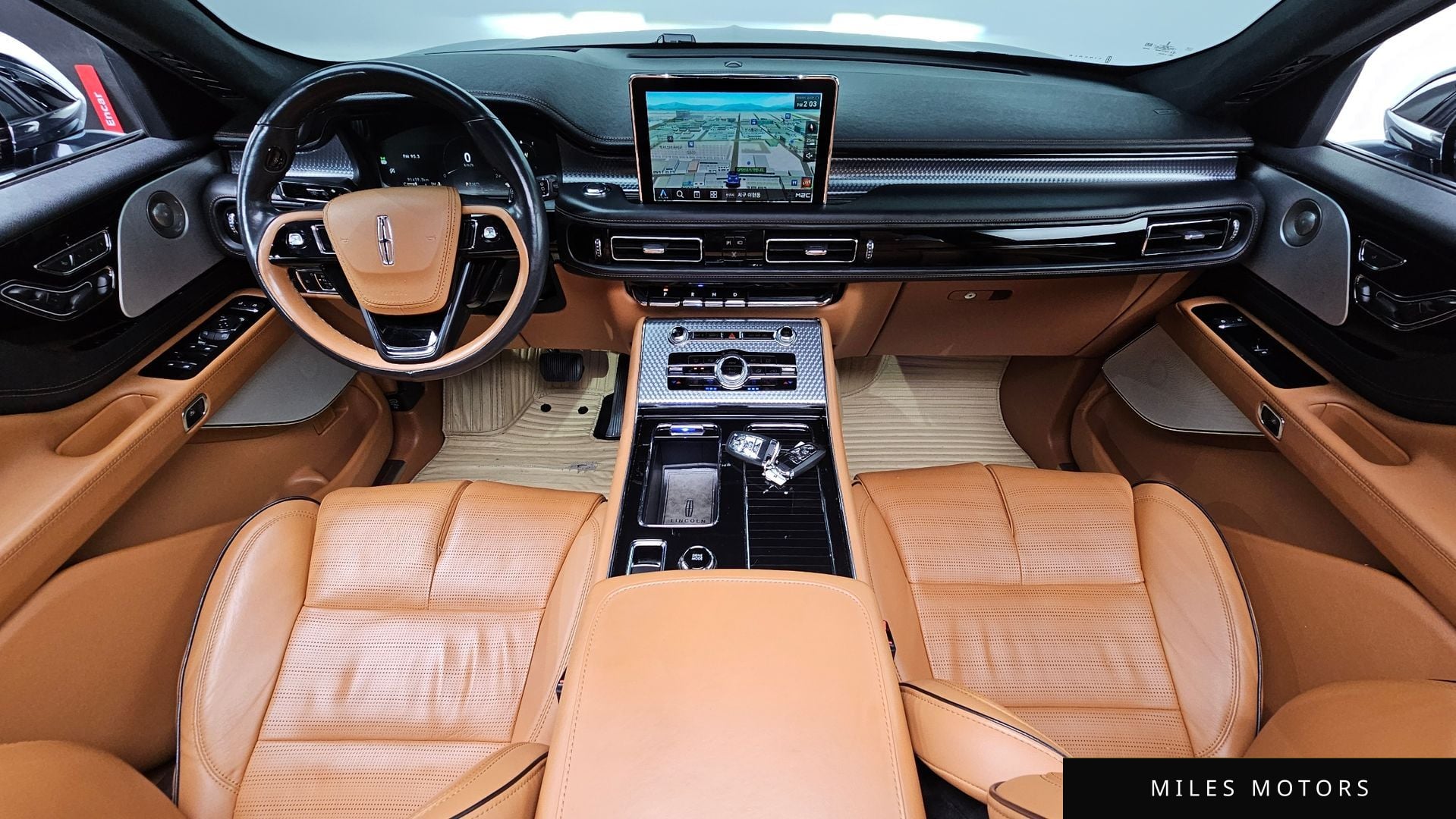Lincoln Aviator 2022 — миниатюра 7