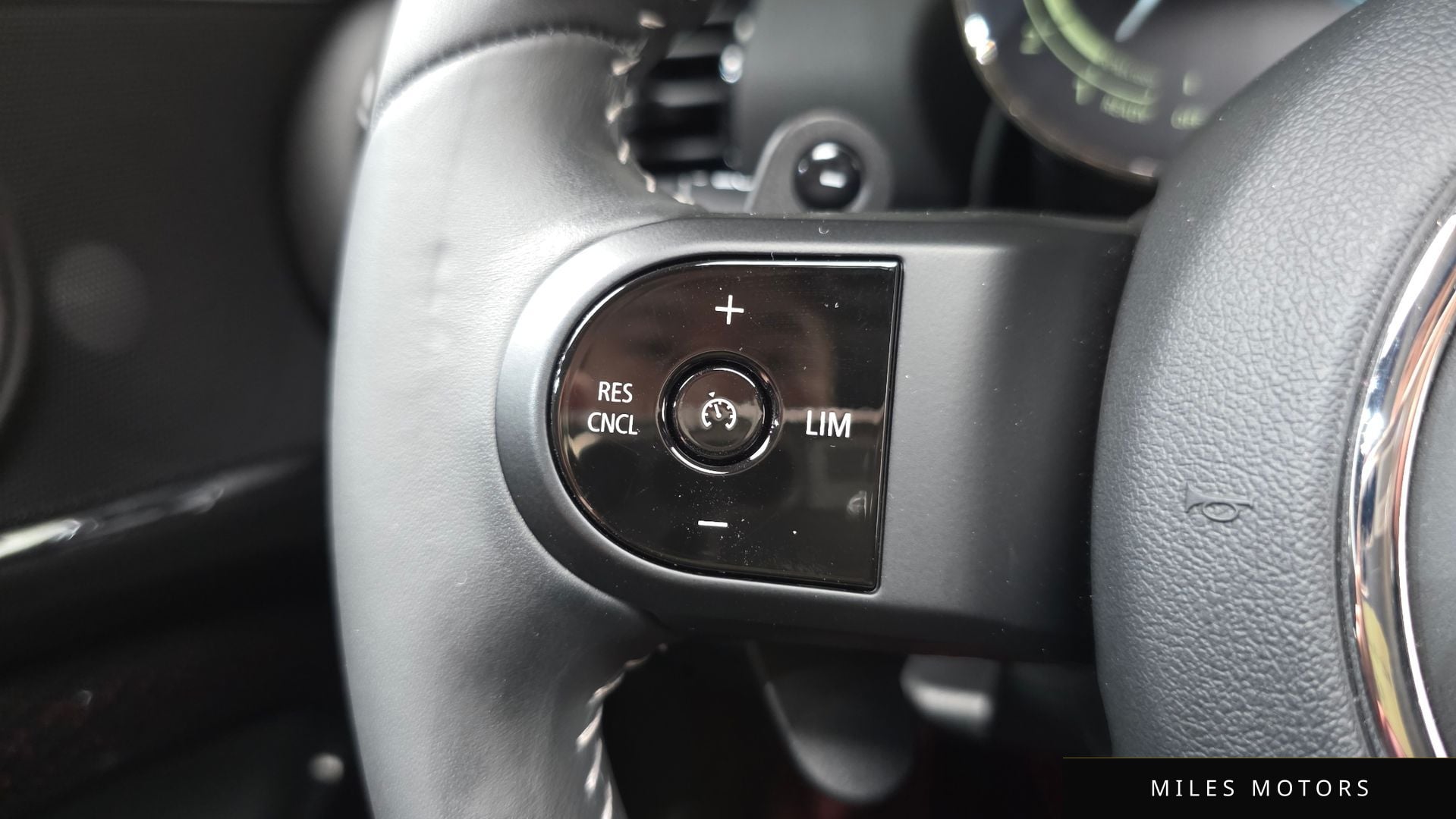 MINI Clubman 2023 — миниатюра 9