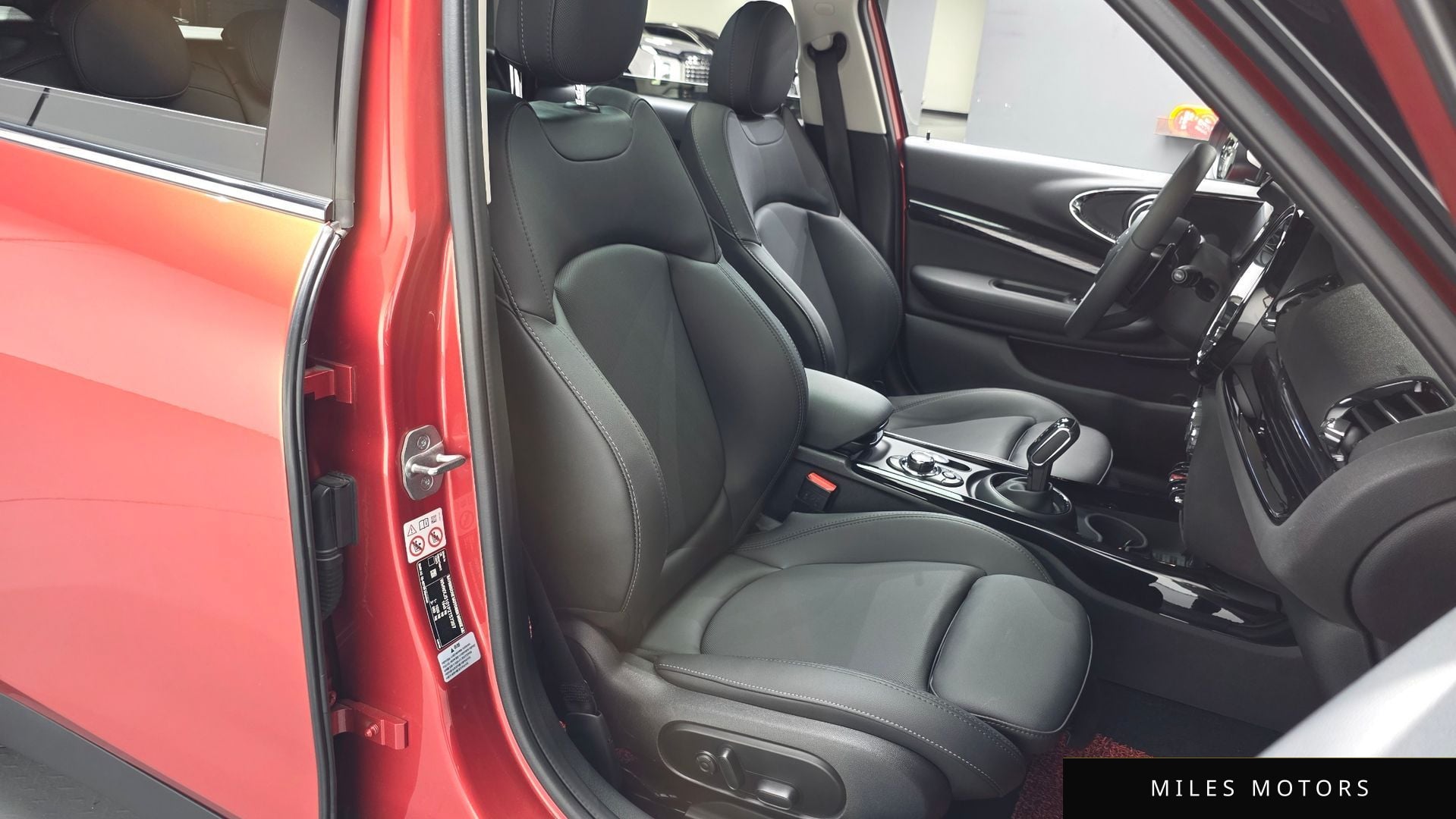 MINI Clubman 2023 — миниатюра 10