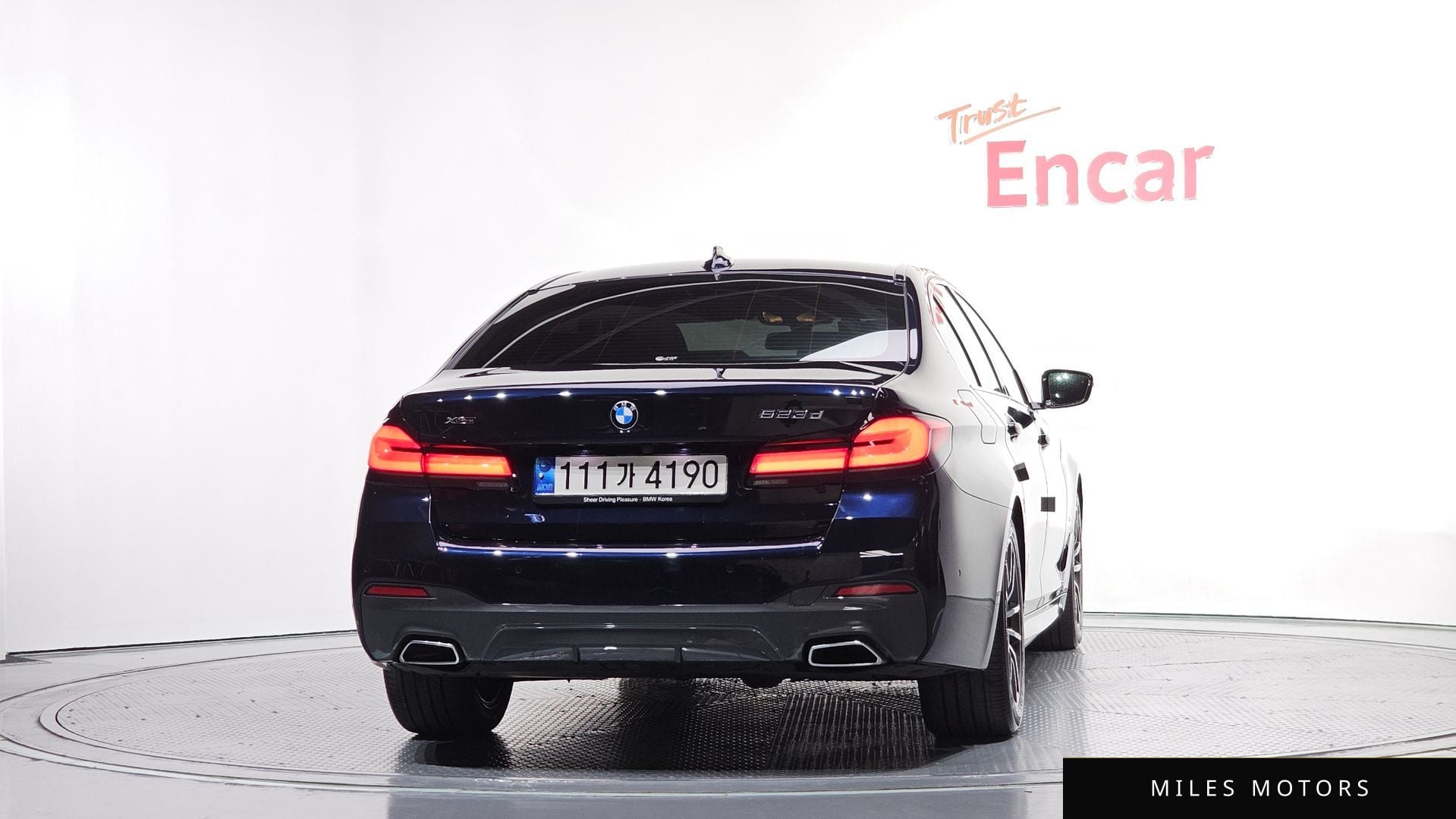 BMW 5 Series (G30) 2022 — миниатюра 4