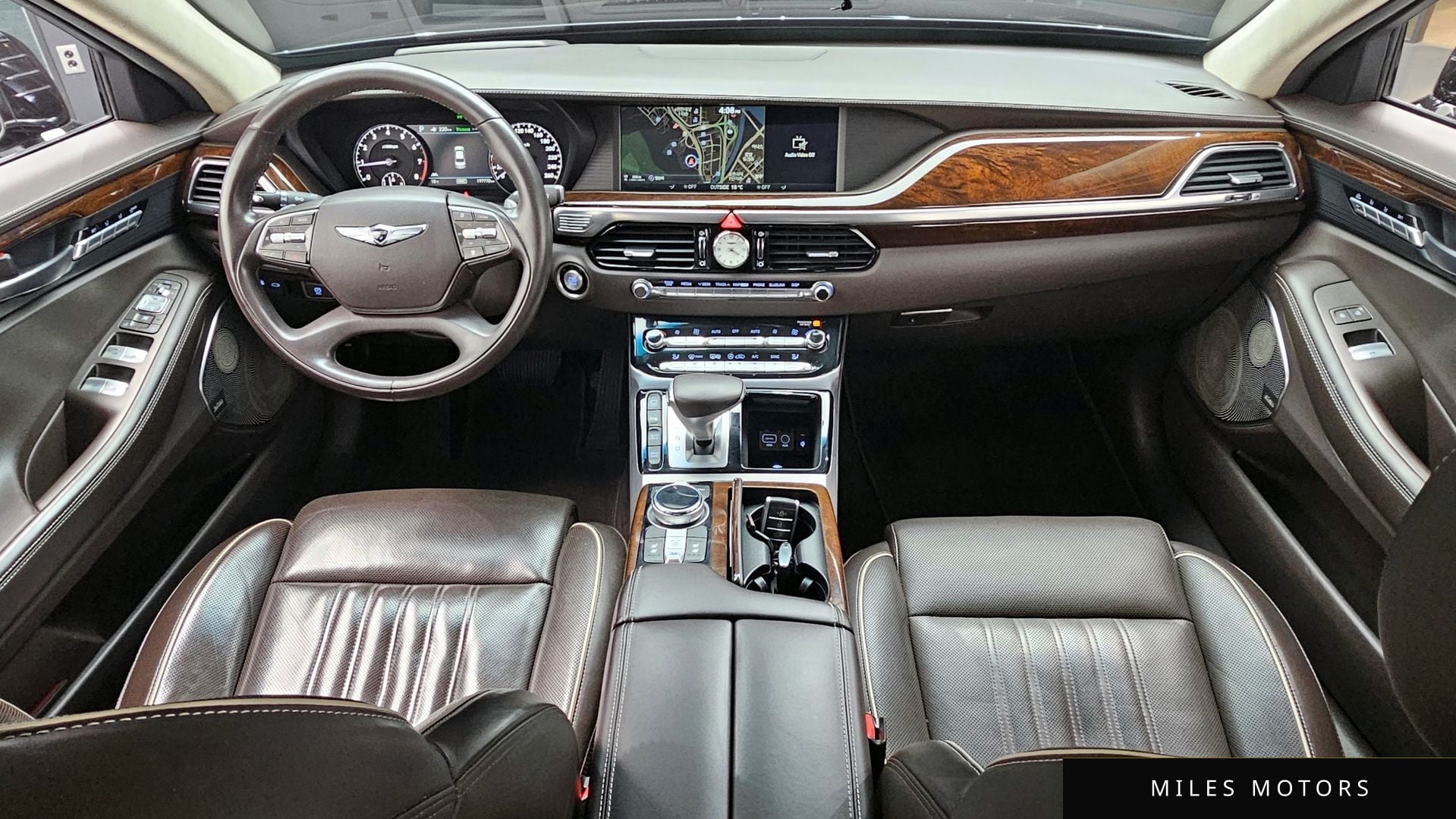 Genesis EQ900 2018 — миниатюра 7