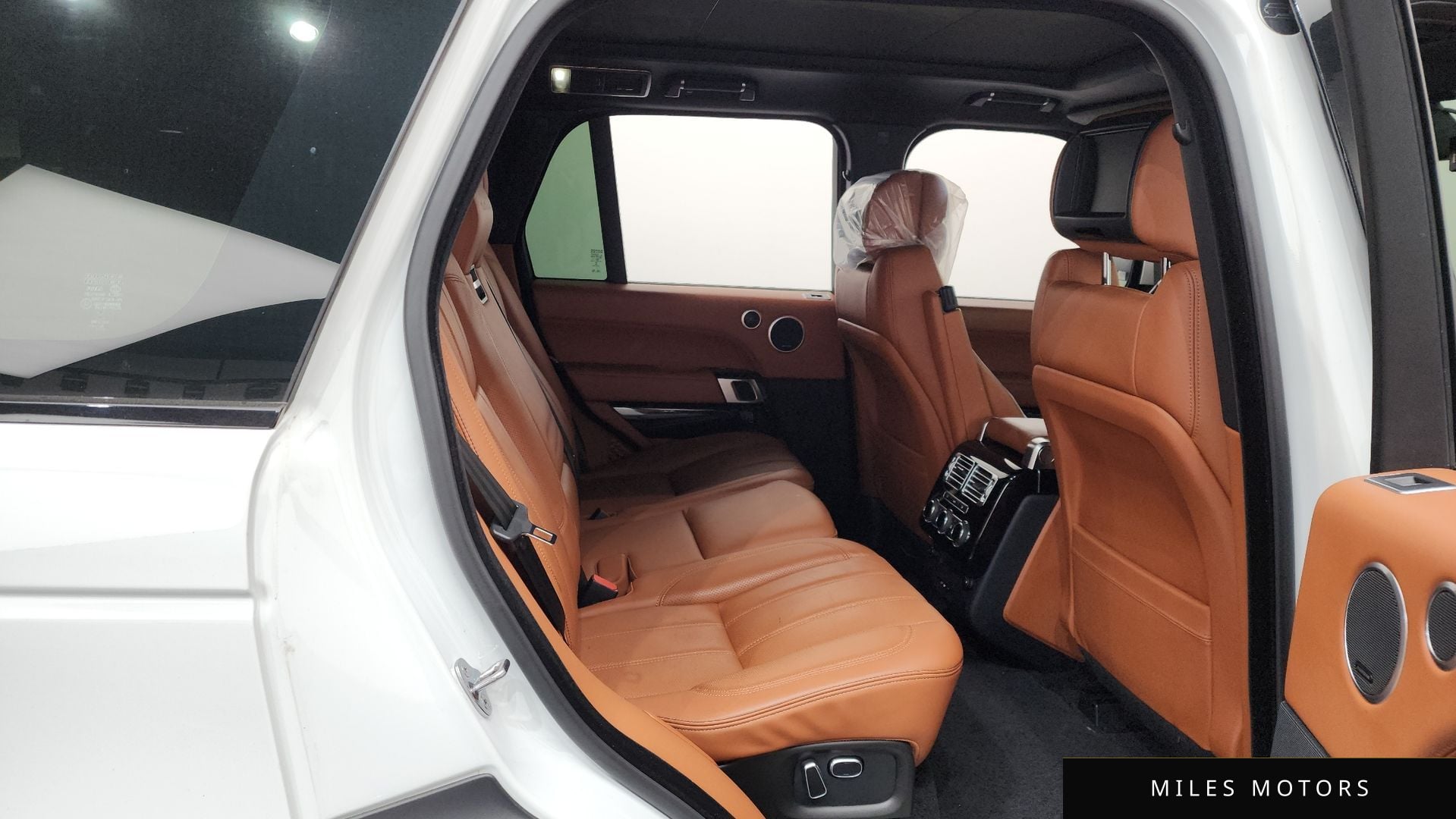 Land Rover 레인지로버 2015 — миниатюра 12