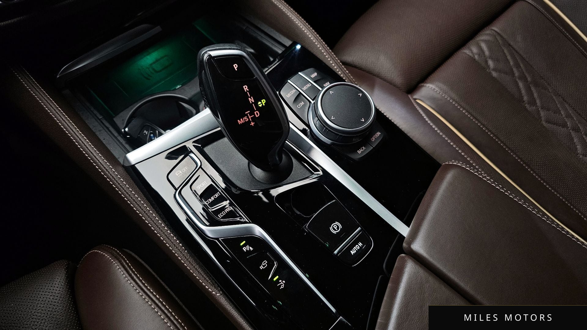BMW 6 Series GT (G32) 2022 — миниатюра 9