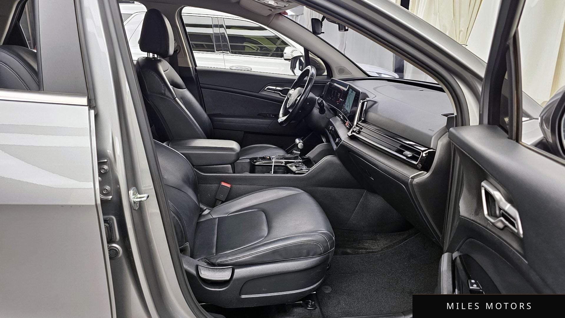 Kia Sportage 2022 — миниатюра 11