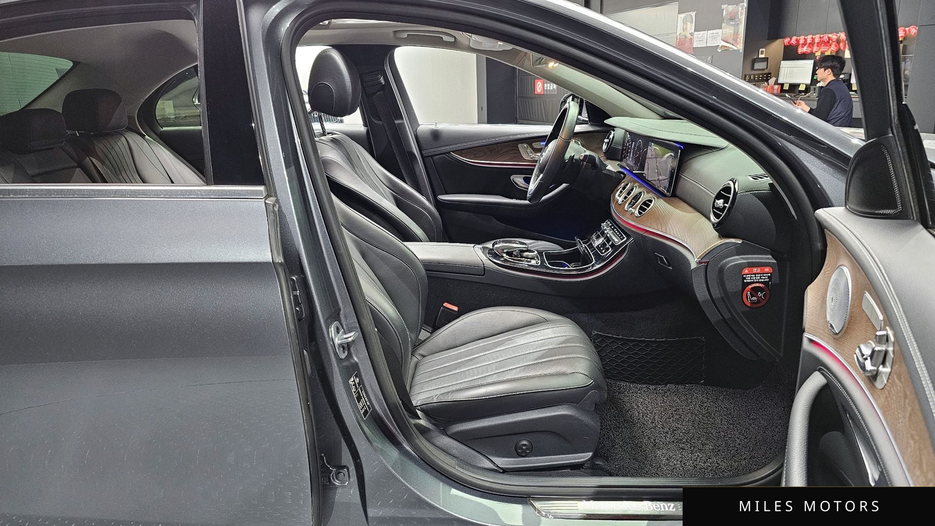 Mercedes-Benz E-Class W213 2019 — миниатюра 10
