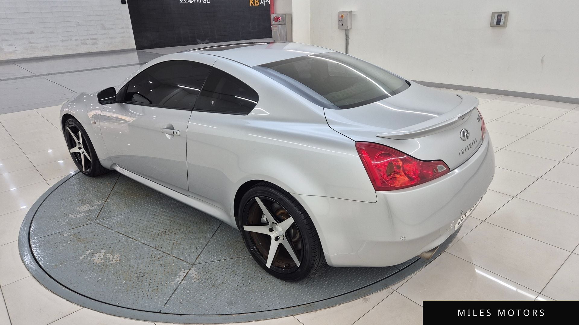 Infiniti G37 2009 — миниатюра 20
