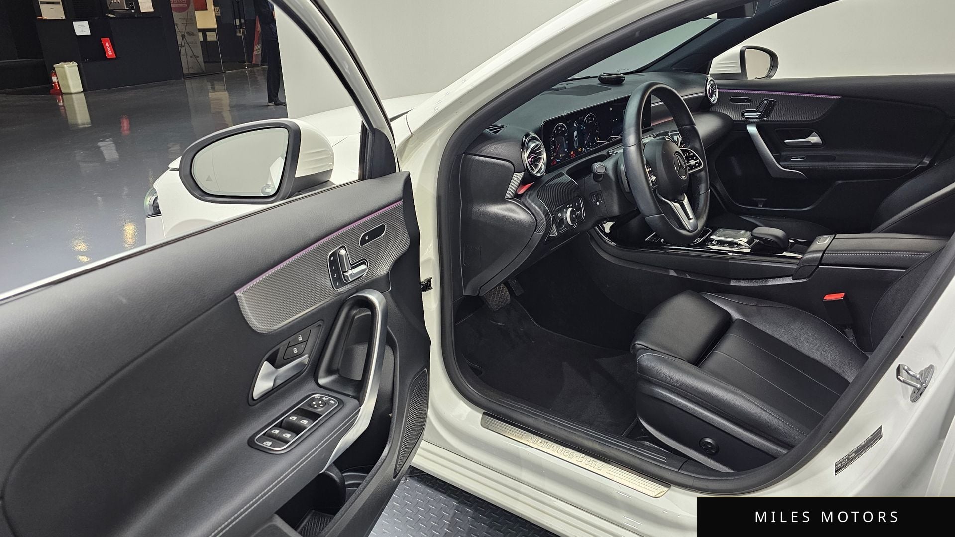 Mercedes-Benz A-Class W177 2023 — миниатюра 11