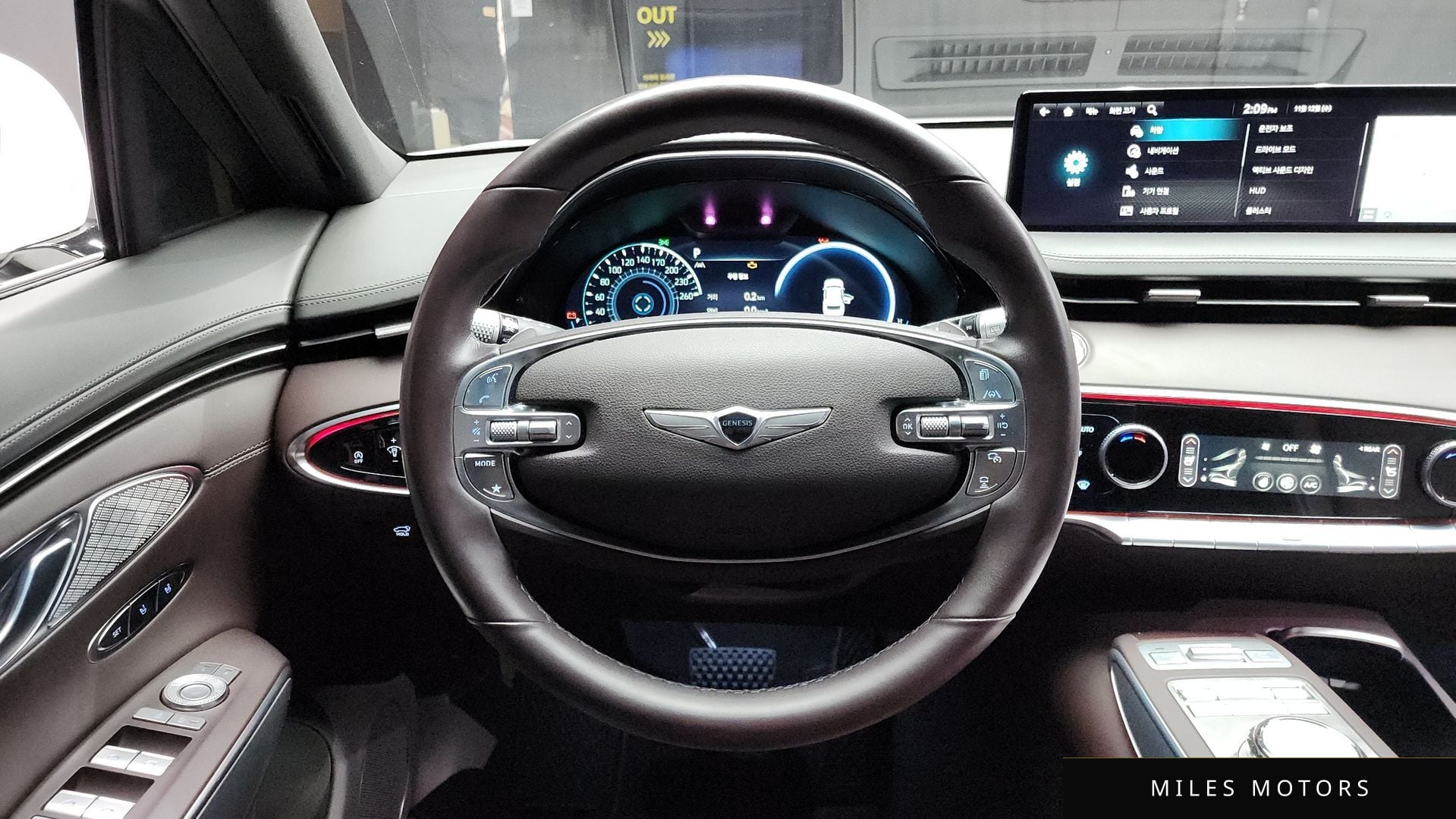 Genesis GV70 2021 — миниатюра 13