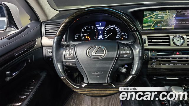 Лексус LS460 2014 — миниатюра 13