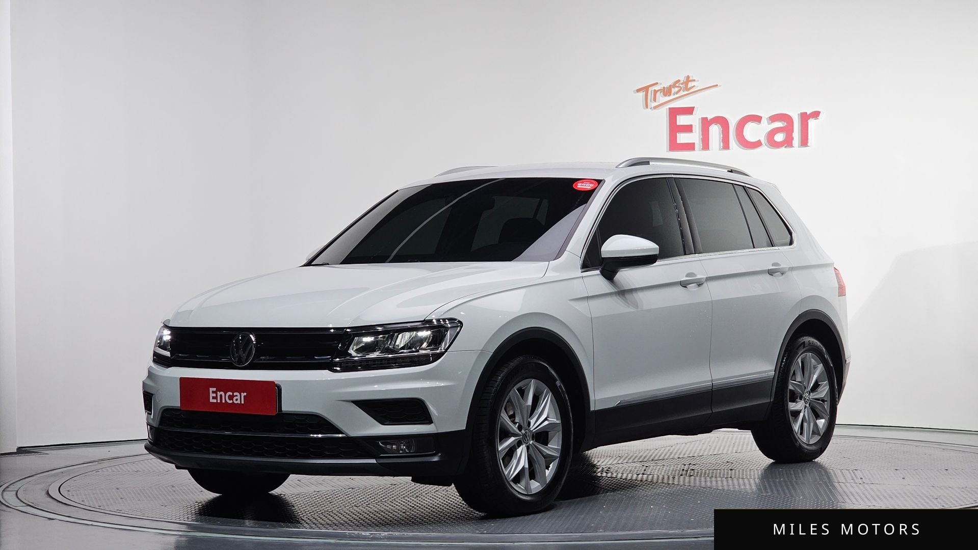 Volkswagen Tiguan 2020 — фото 1 из 12
