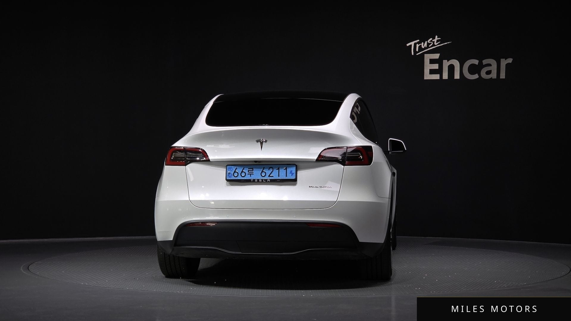 Tesla 모델 Y 2022 — миниатюра 4