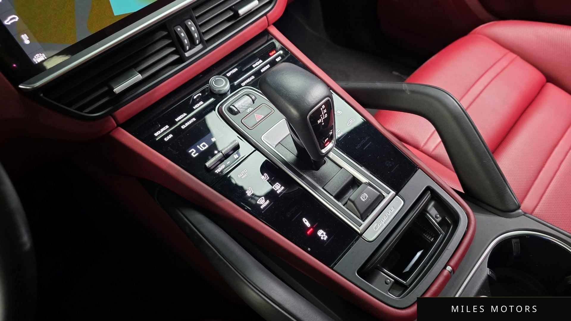 Porsche Cayenne 2020 — миниатюра 9