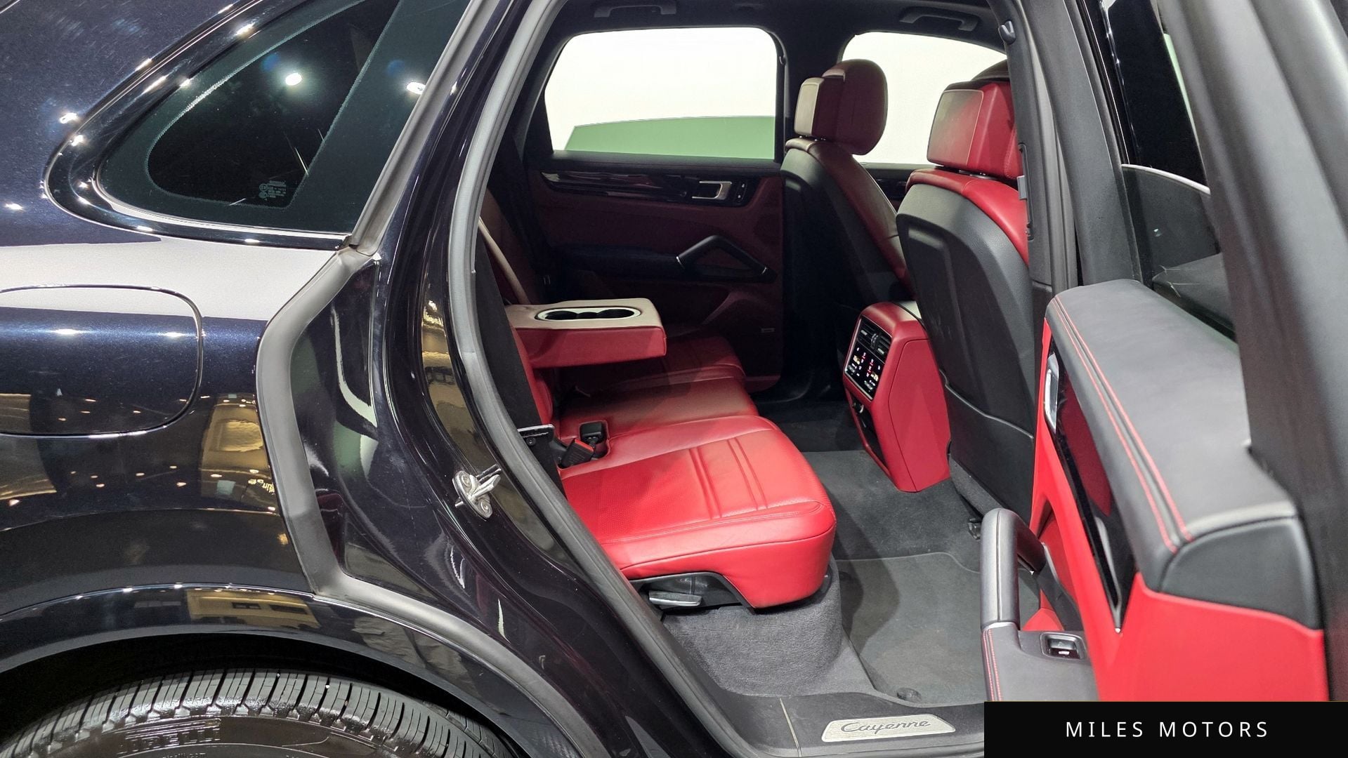Porsche Cayenne 2020 — миниатюра 12