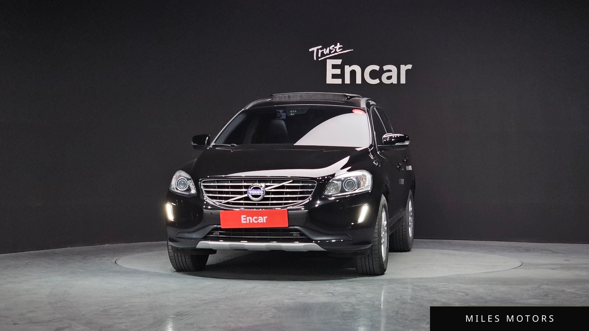 Volvo XC60 2017 — миниатюра 3