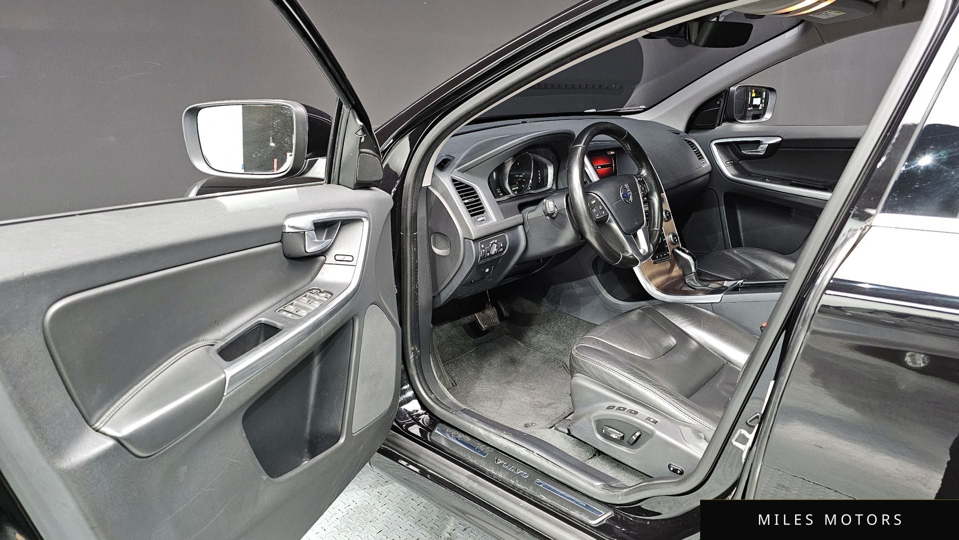 Volvo XC60 2017 — миниатюра 10