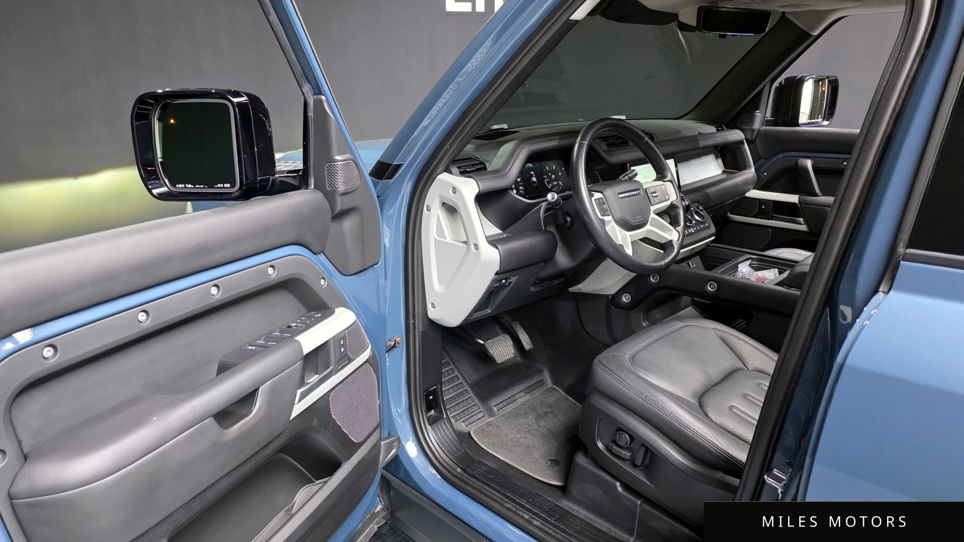 Land Rover 디펜더 (L663) 2022 — миниатюра 10