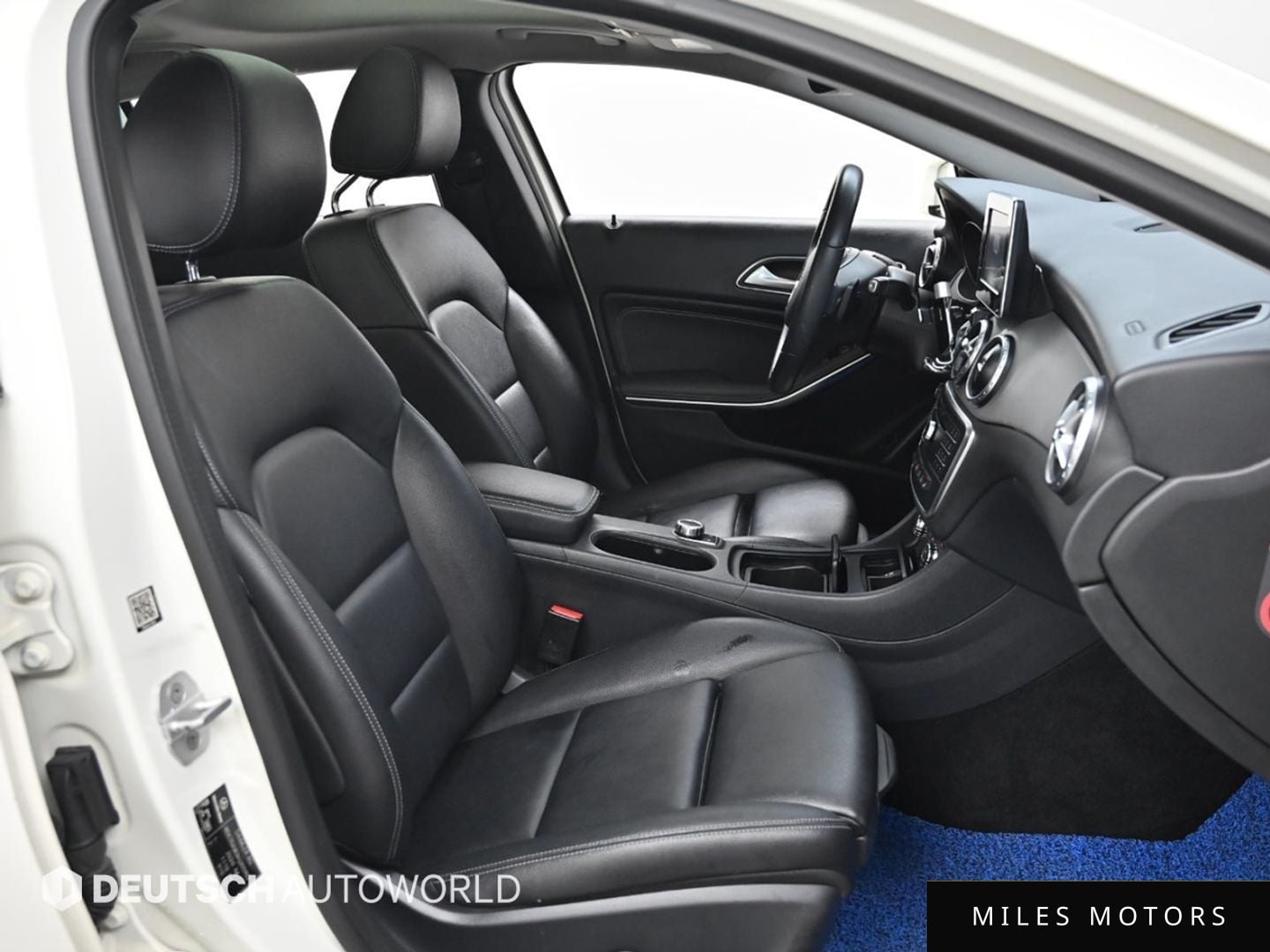 Mercedes-Benz GLA-Class X156 2017 — миниатюра 10