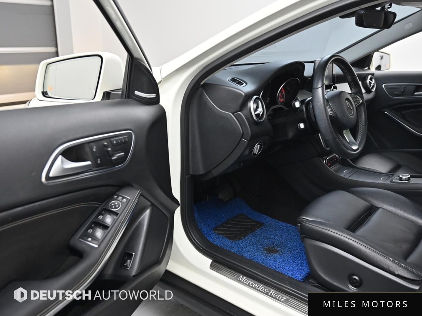 Mercedes-Benz GLA-Class X156 2017 — миниатюра 11