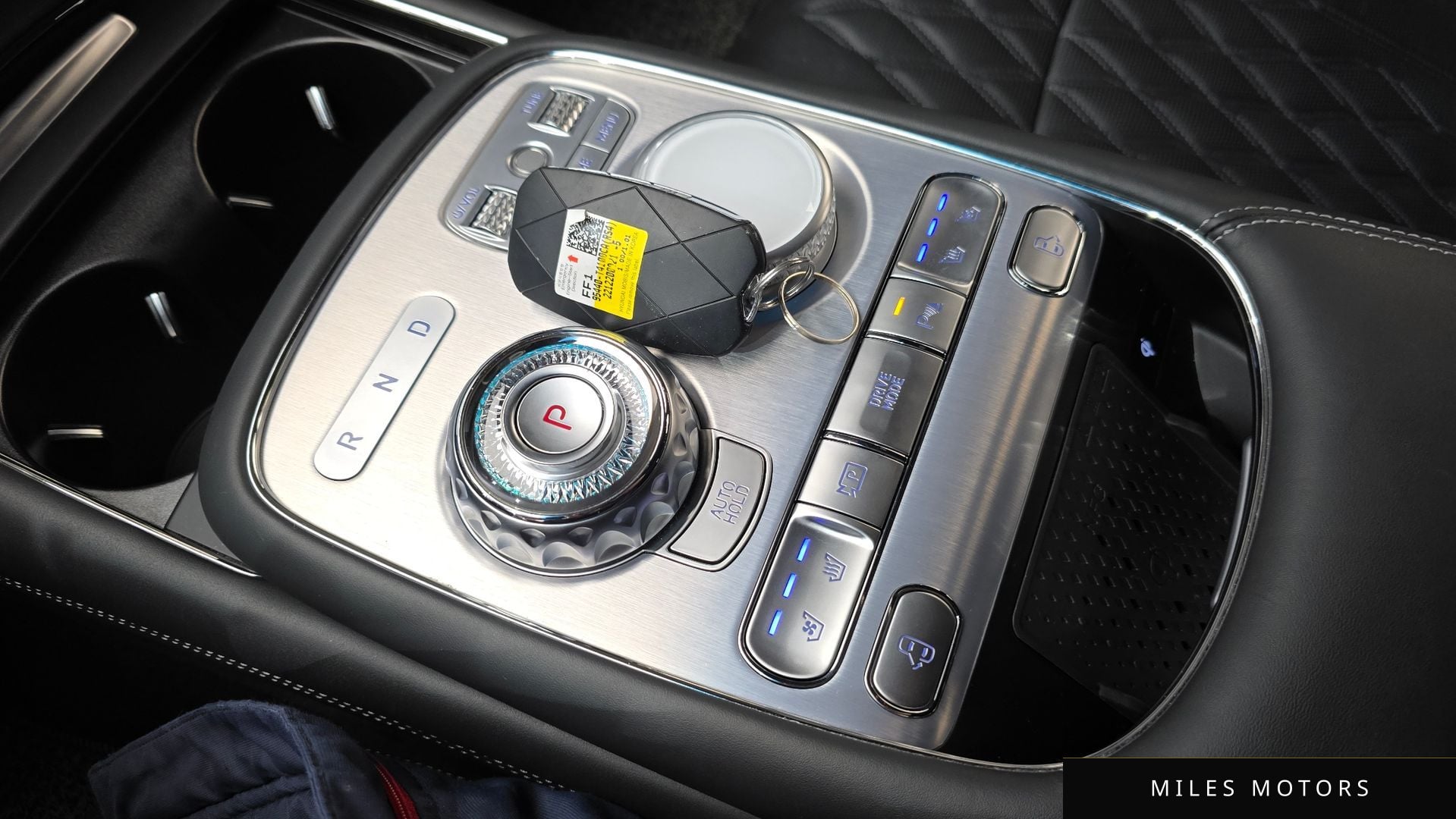 Genesis G90 (RS4) 2023 — миниатюра 9