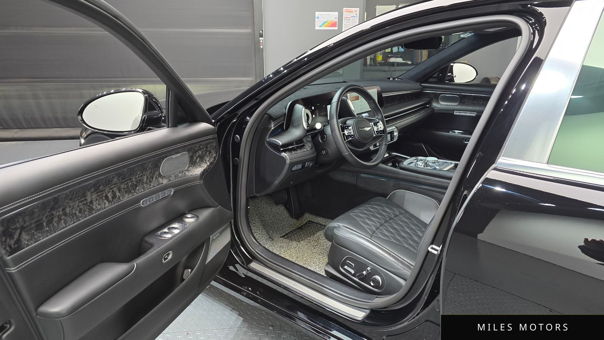 Genesis G90 (RS4) 2023 — миниатюра 10