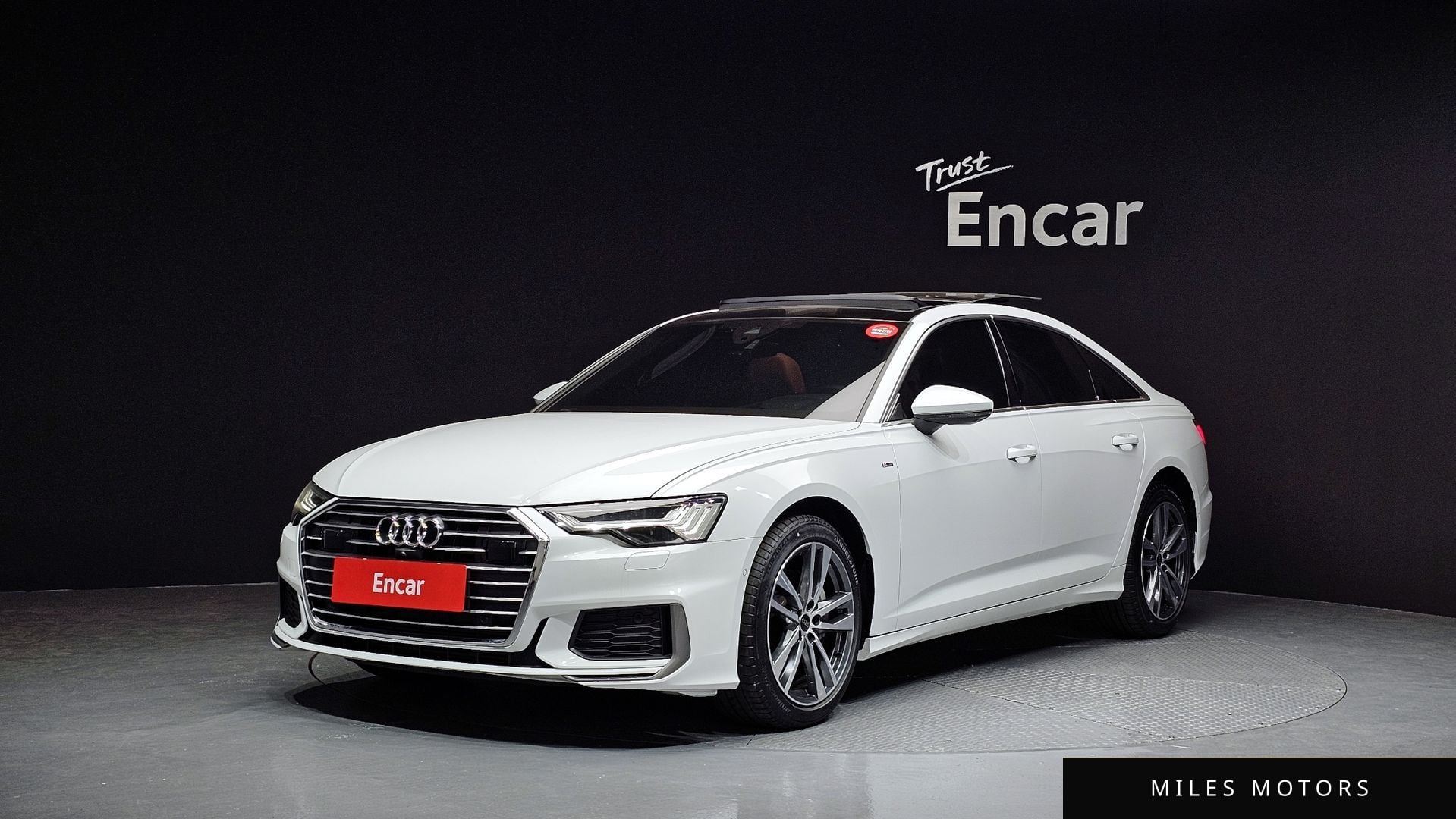 Audi A6 (C8) 2023 — фото 1 из 12