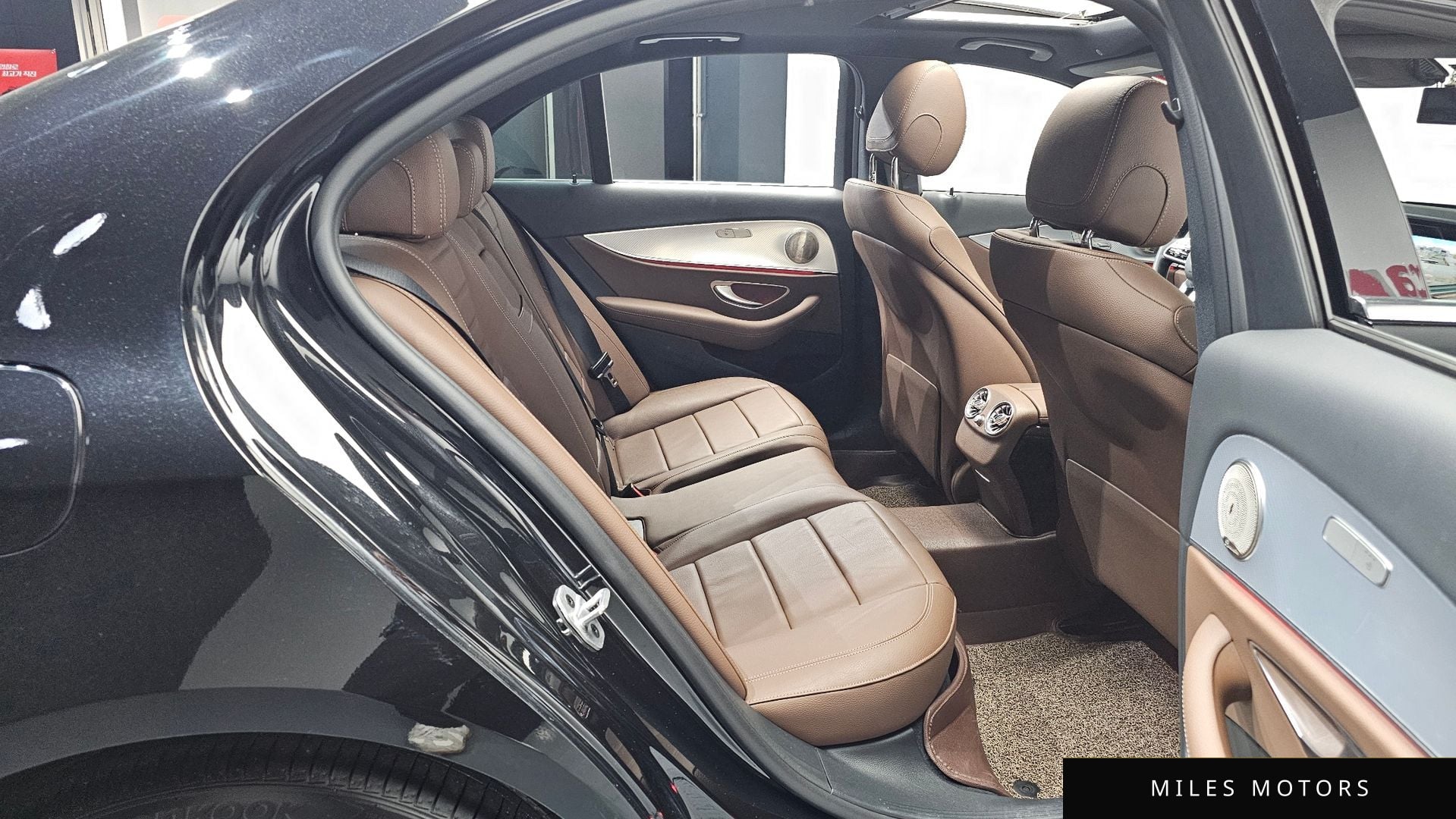 Mercedes-Benz E-Class W213 2020 — миниатюра 12
