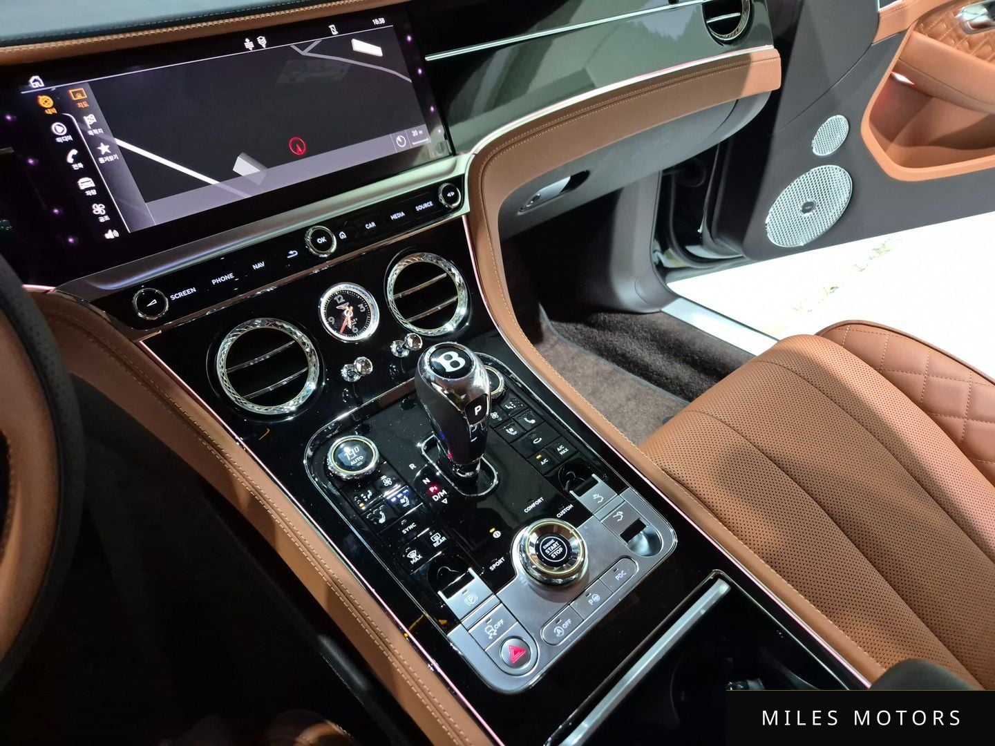 Bentley 컨티넨탈 GT 2022 — миниатюра 10