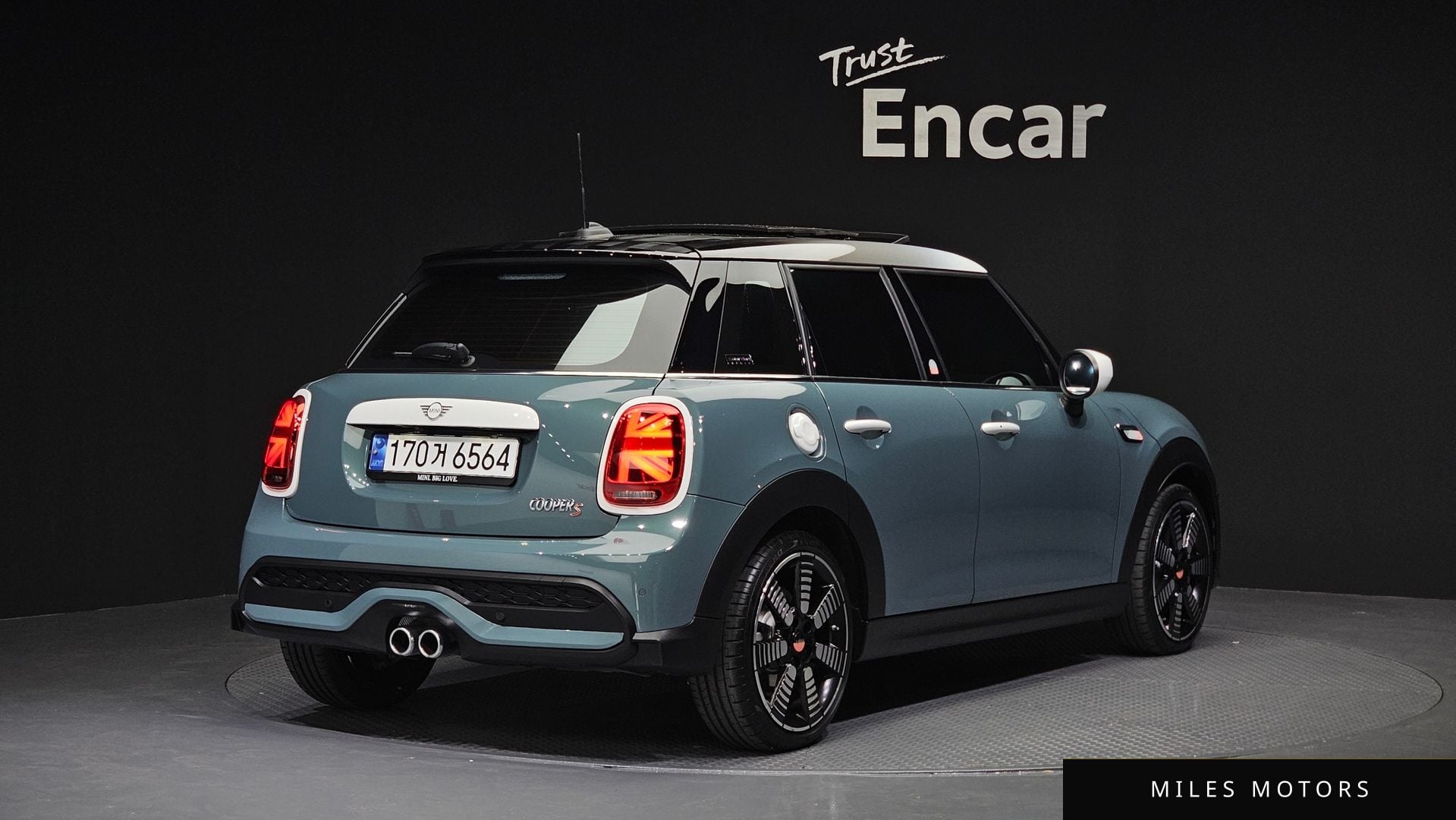 MINI Cooper S 2023 — миниатюра 2