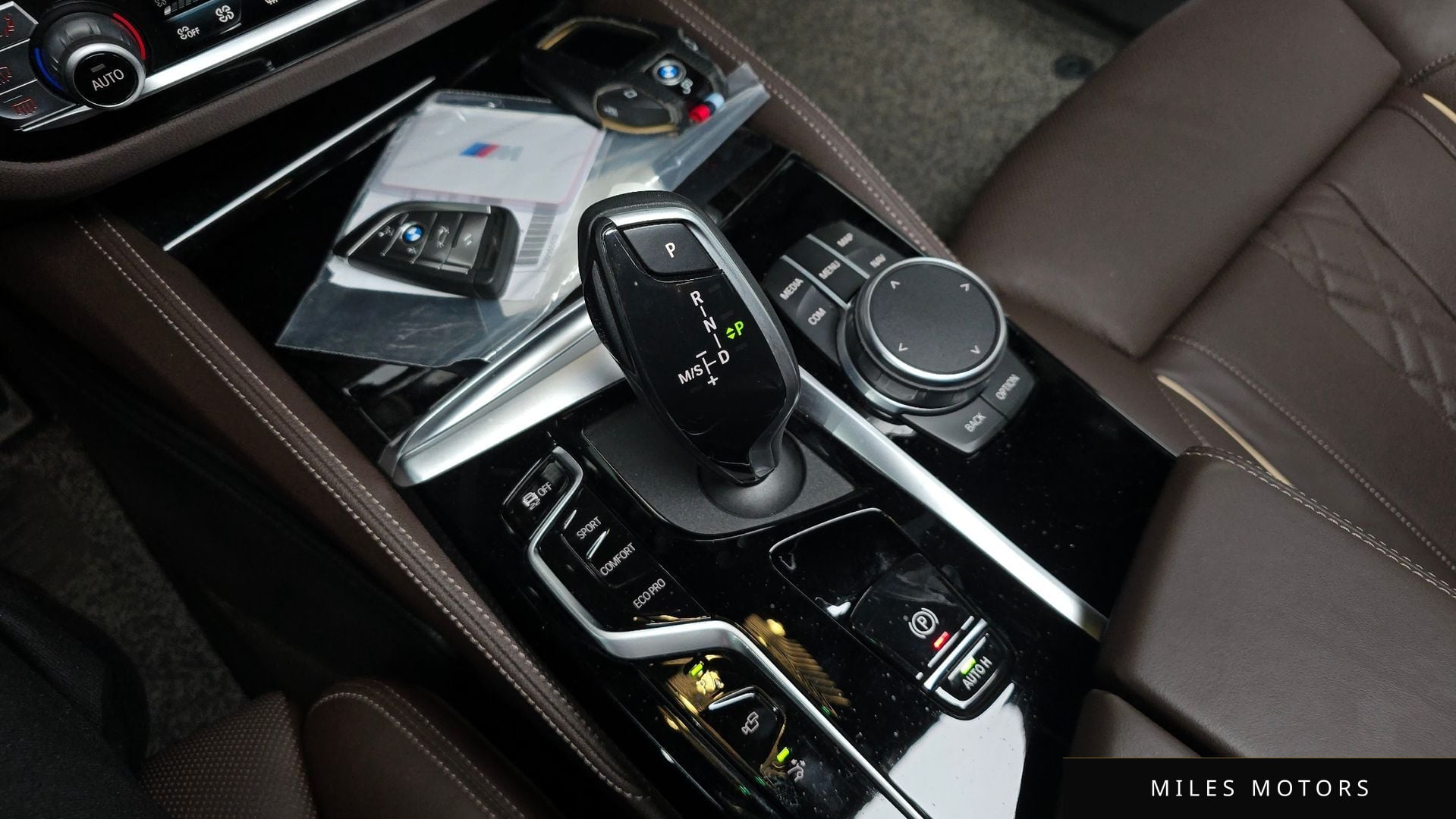 BMW 6 Series GT (G32) 2021 — миниатюра 9